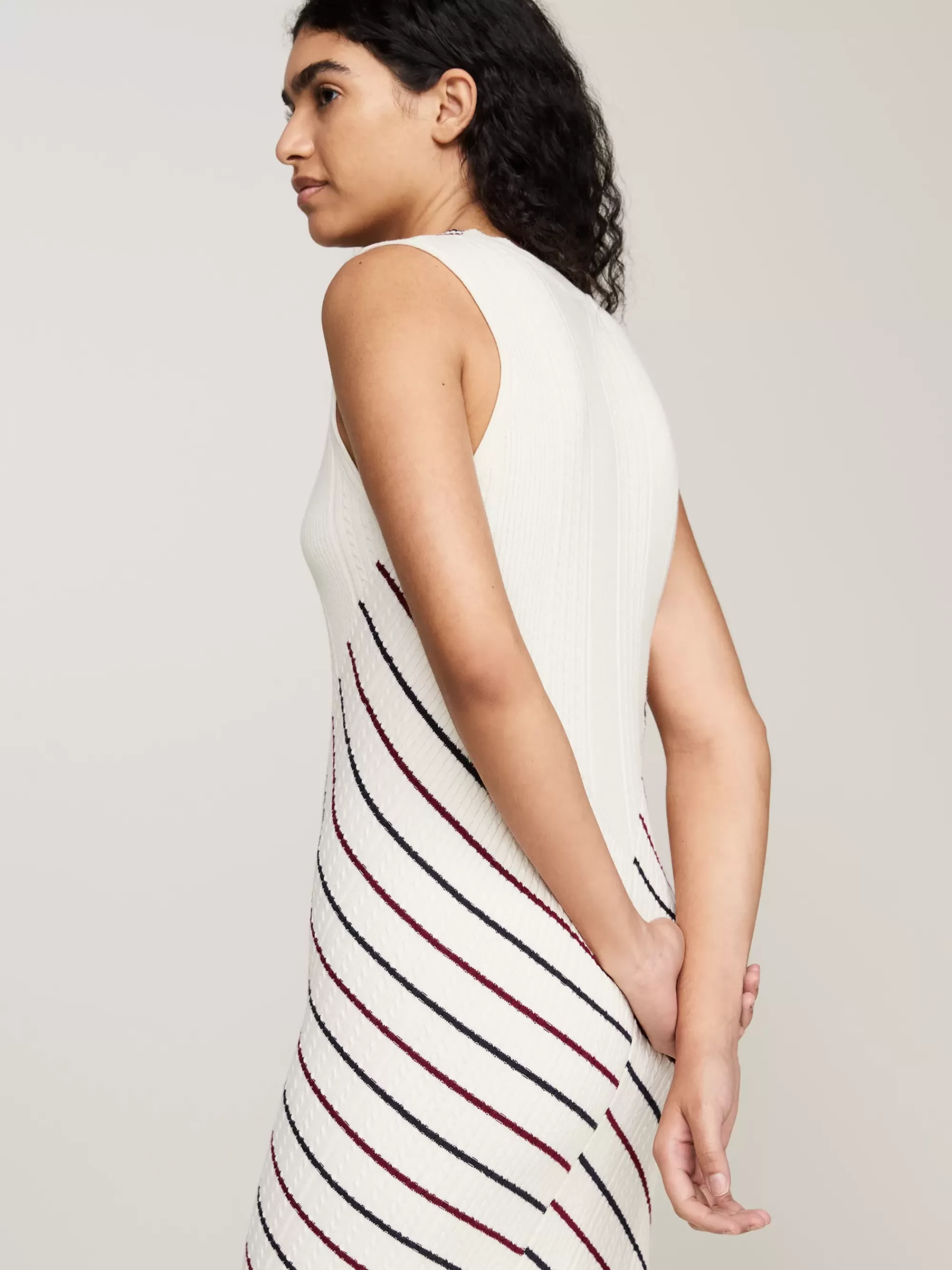 Jurken*Tommy Hilfiger Mouwloze Sweaterjurk Met Signature-streep IVORY
