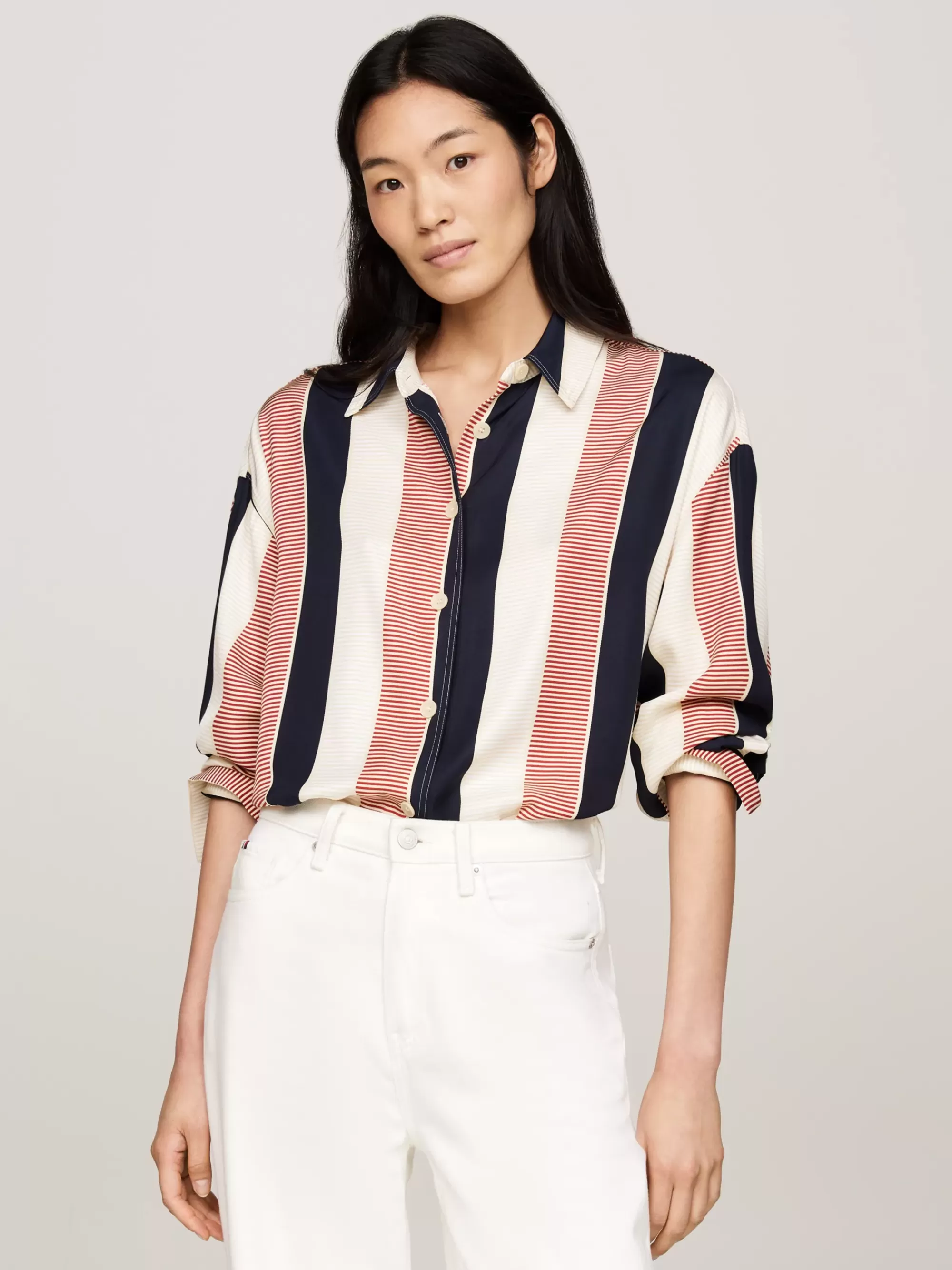 T-Shirts*Tommy Hilfiger Oversized Overhemd Met Metalen Vlag LADDER GLOBAL STP/ COUNTRY IVORY