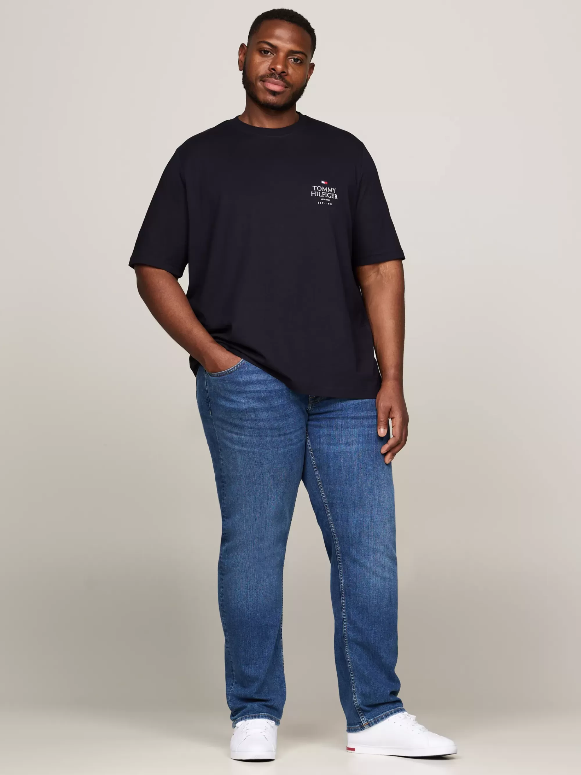 T-Shirts*Tommy Hilfiger Plus T-shirt Met Ronde Hals En Logo DESERT SKY