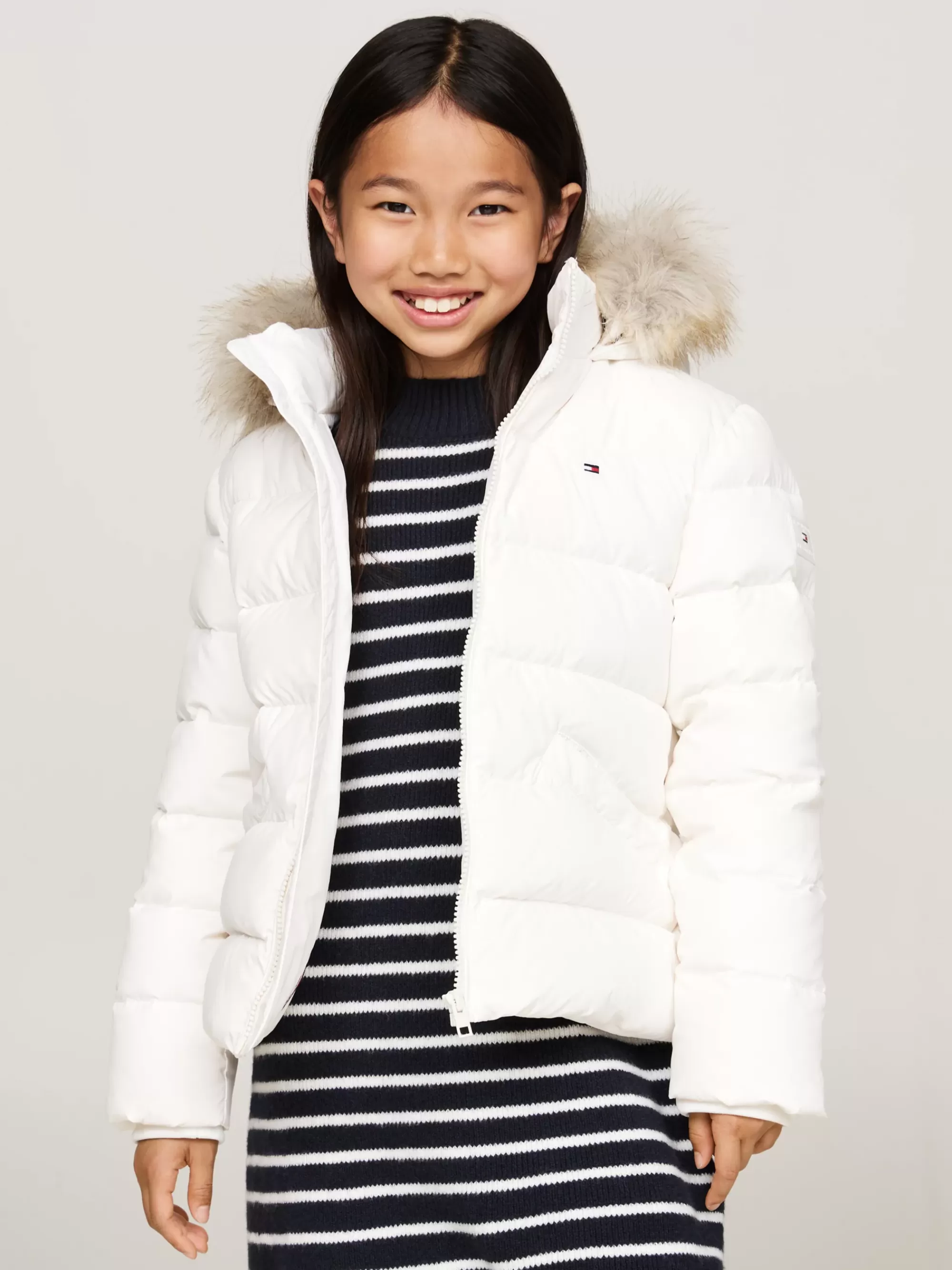 Jassen & Jacks*Tommy Hilfiger Pufferjack Met Capuchon Met Imitatiebont ANCIENT WHITE