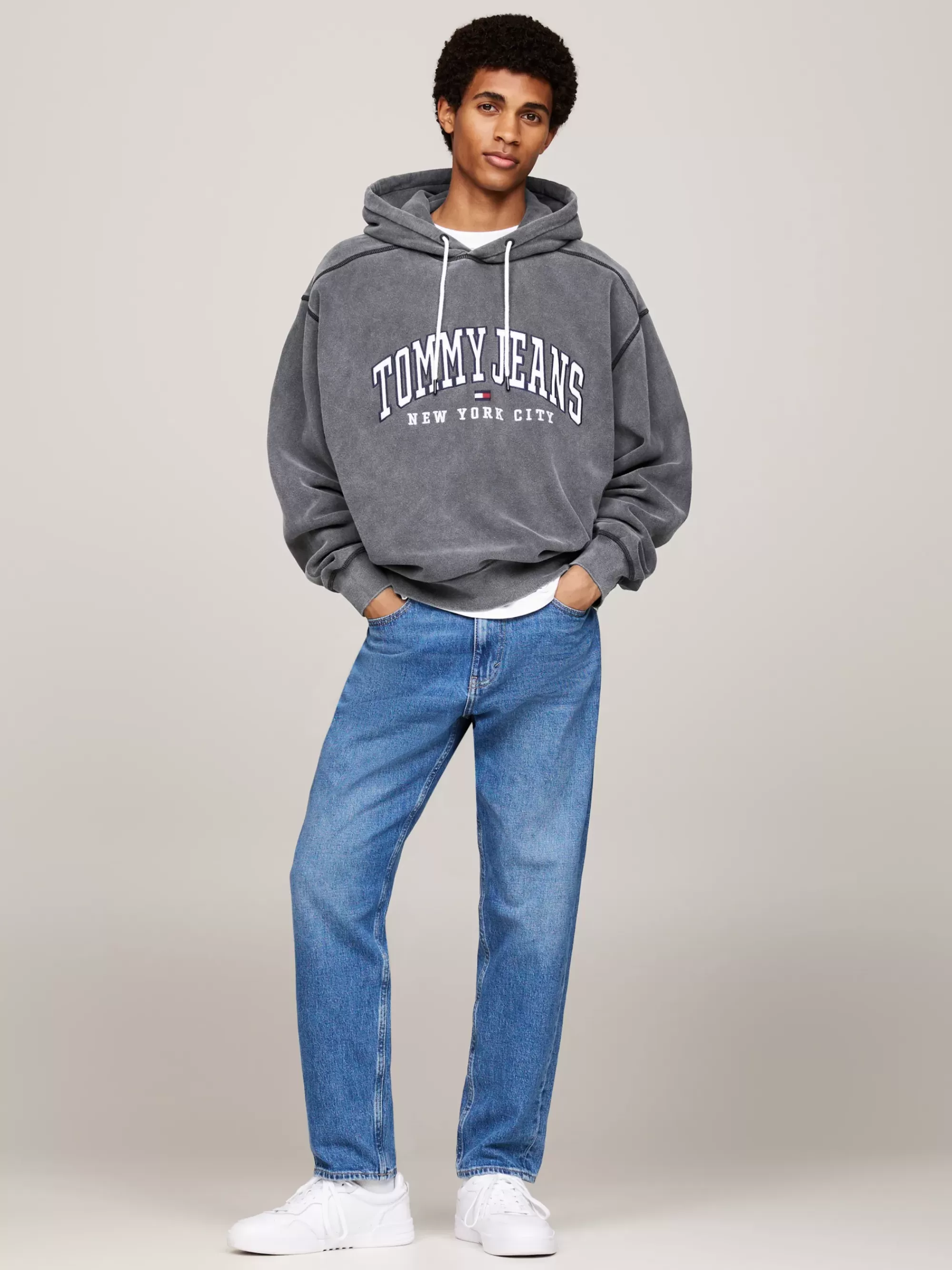Sweatshirts & Hoodies*Tommy Hilfiger Relaxed Garment-dyed Hoodie Met Logo BLACK