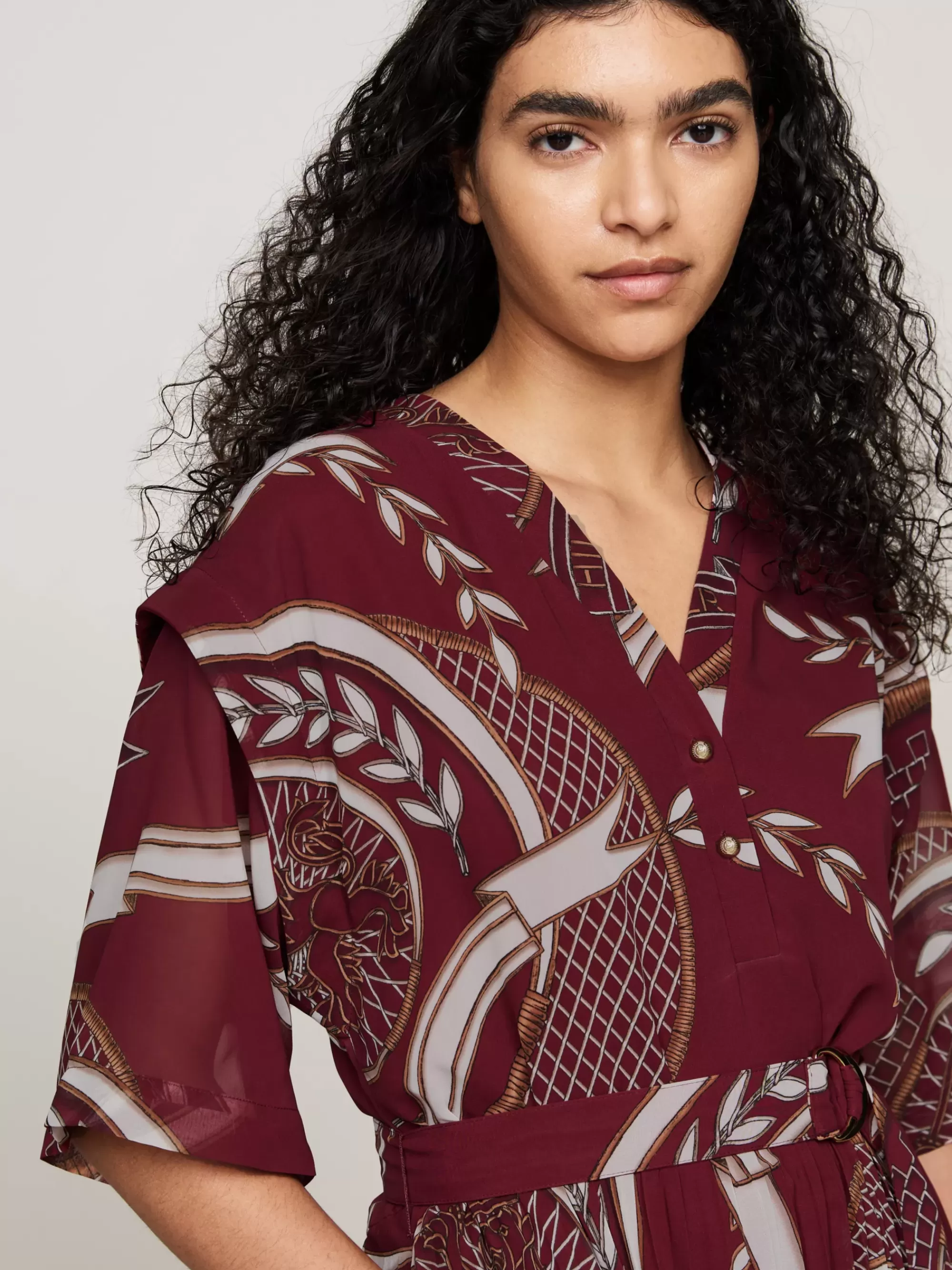 Jurken*Tommy Hilfiger Relaxed Midi-jurk Met Plooien En Embleem ROUGE