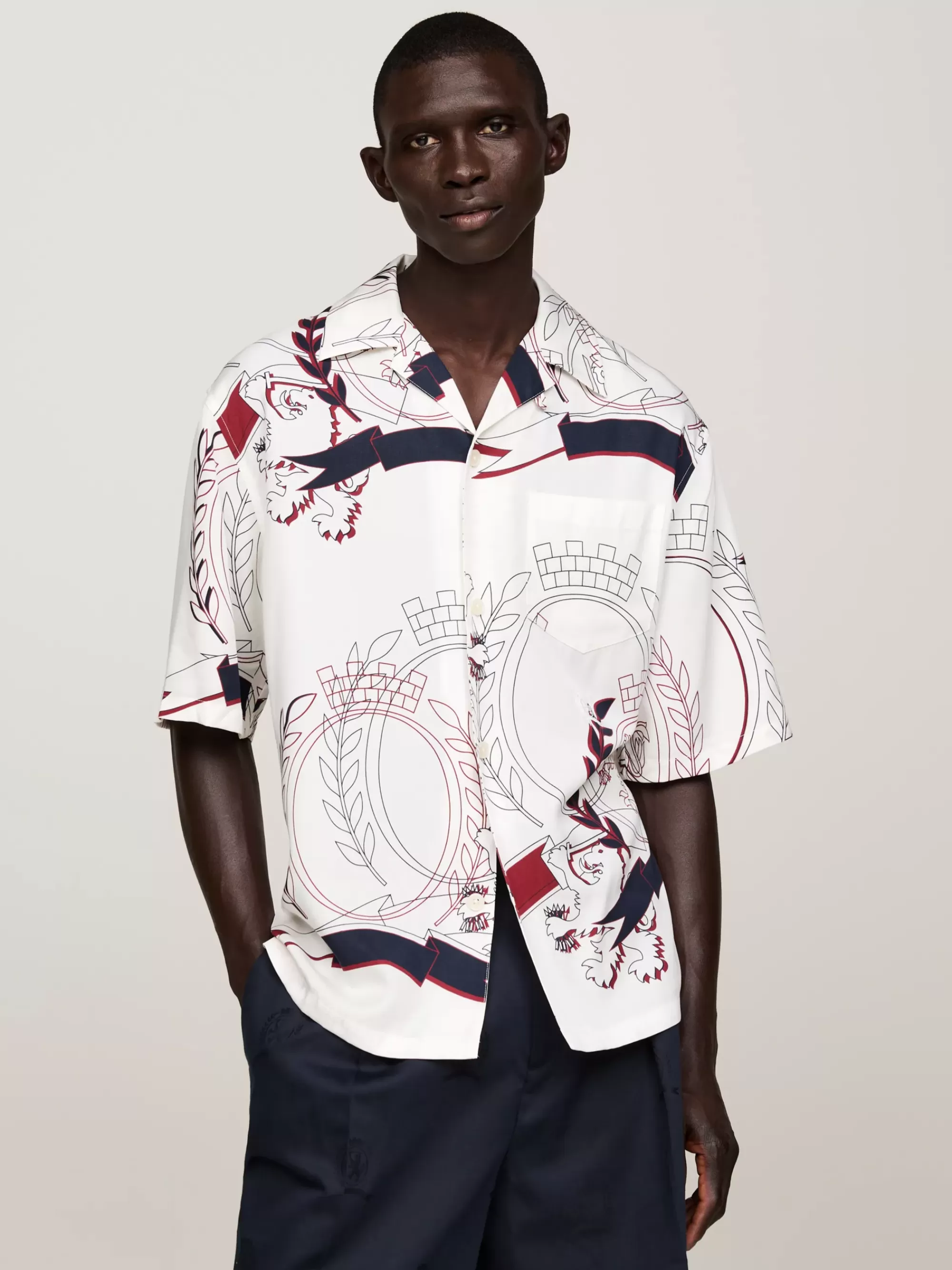 Overhemden*Tommy Hilfiger Relaxed Overhemd Met Korte Mouwen En Embleem IVORY