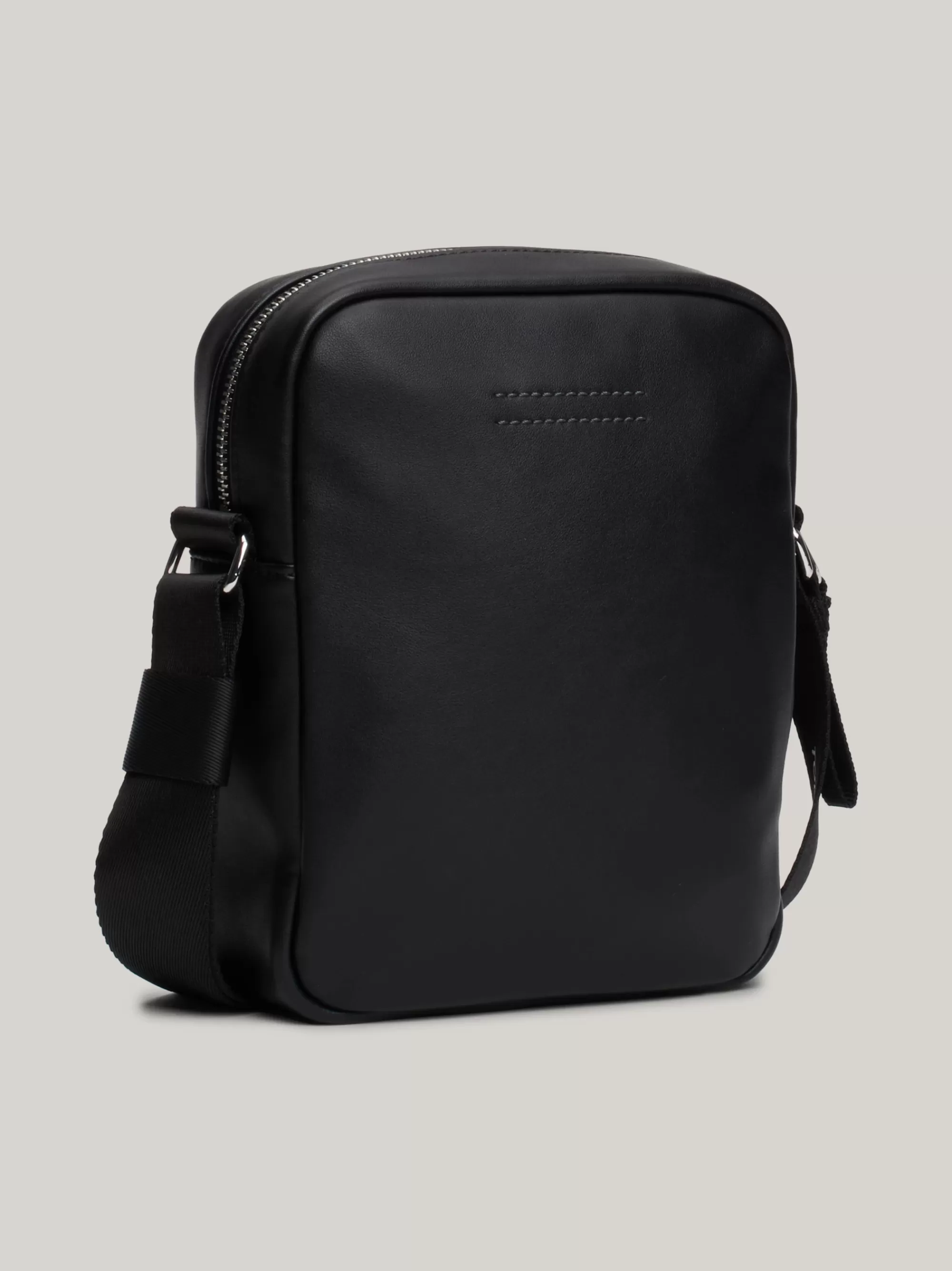Crossbodytassen*Tommy Hilfiger Reportertas Met Band Van Webbing En Badge BLACK