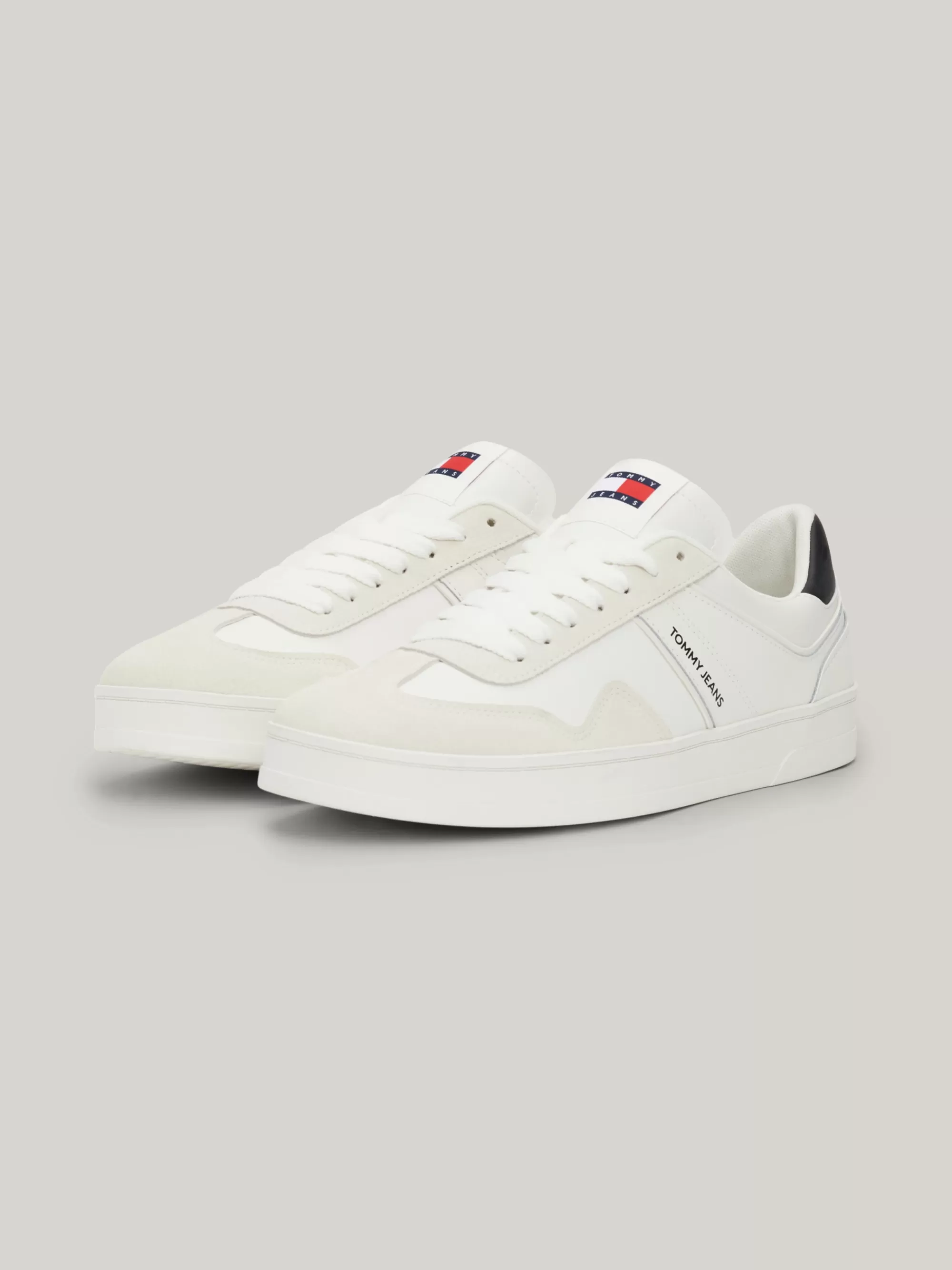 White Trainers | Sneakers*Tommy Hilfiger Retro Suède Sneaker Met Cupsole ECRU
