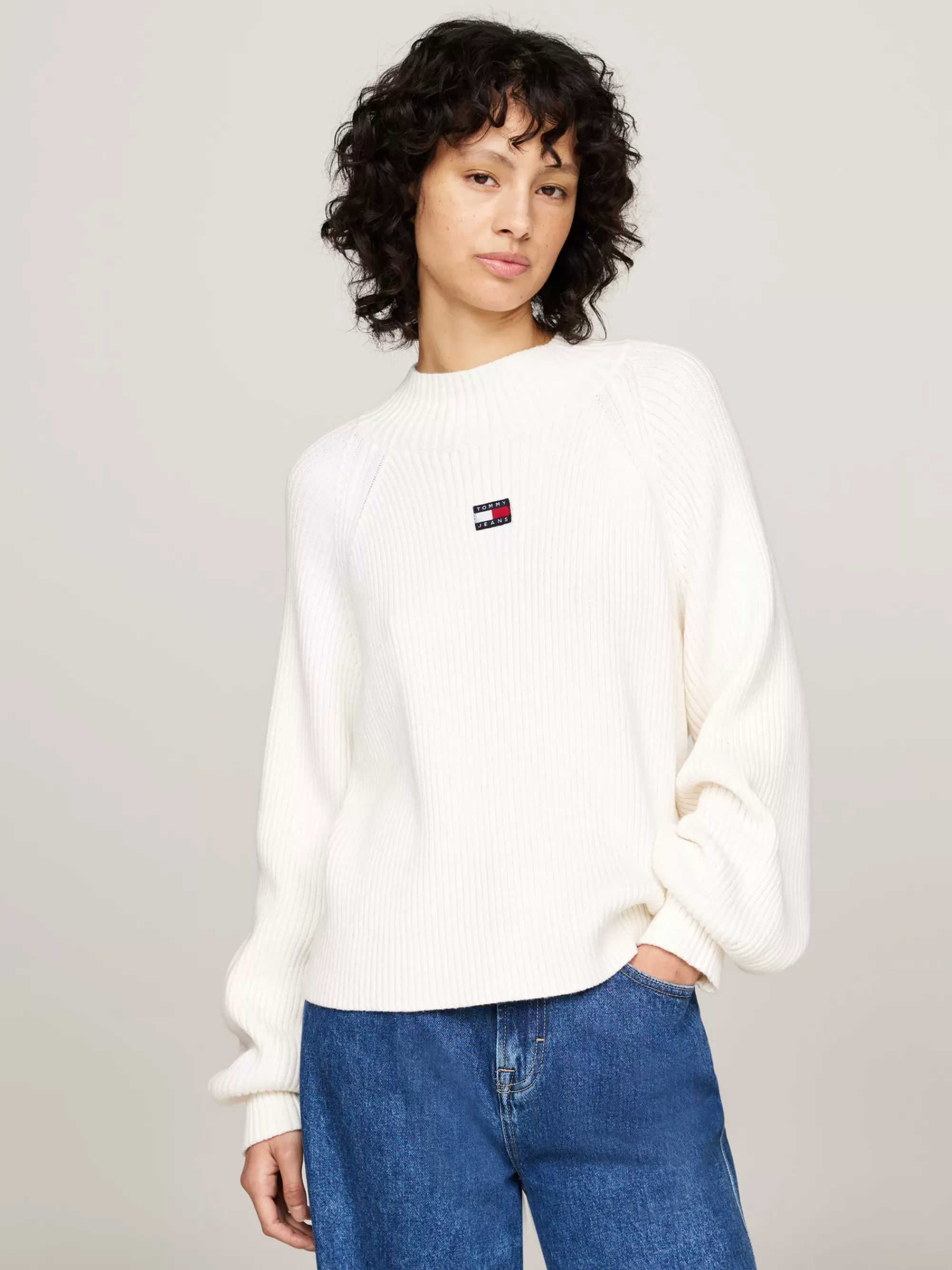 Truien | Truien & Vesten*Tommy Hilfiger Ribgebreide Boxy Trui Met Tommy-badge ANCIENT WHITE