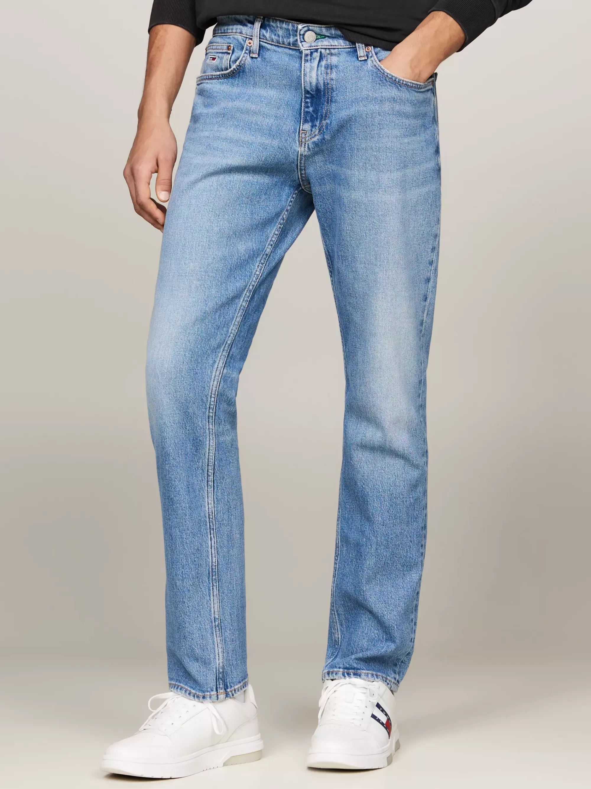 Jeans*Tommy Hilfiger Ryan Straight Jeans Met Fading DENIM LIGHT