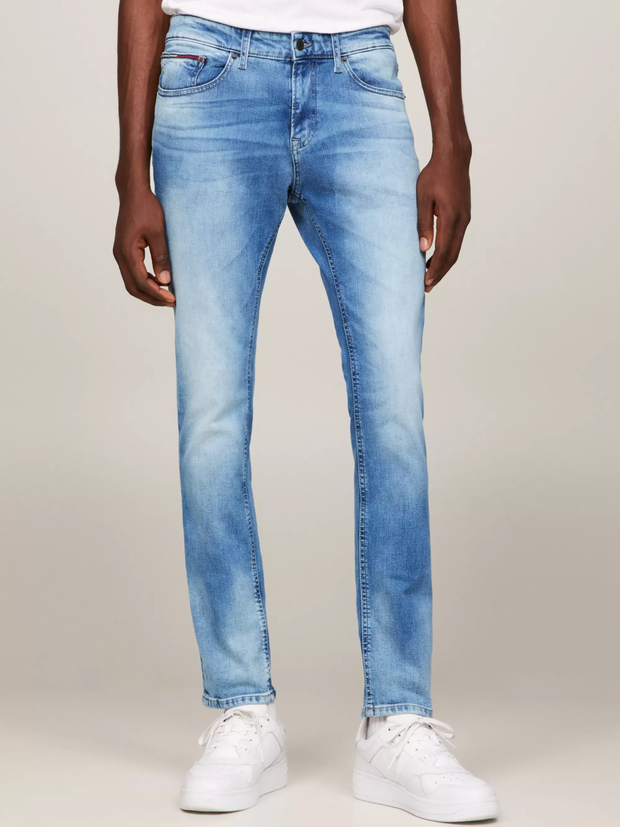 Jeans*Tommy Hilfiger Scanton Slim Fit Jeans Met Lichte Fading WILSON LIGHT BLUE STRETCH