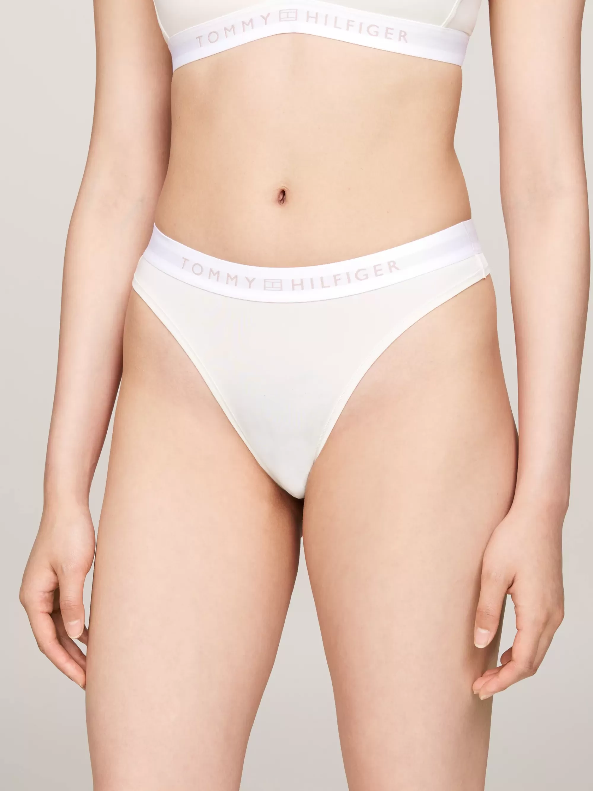 Slips | Lingerie*Tommy Hilfiger String Met Ton-sur-ton Logotailleband IVORY