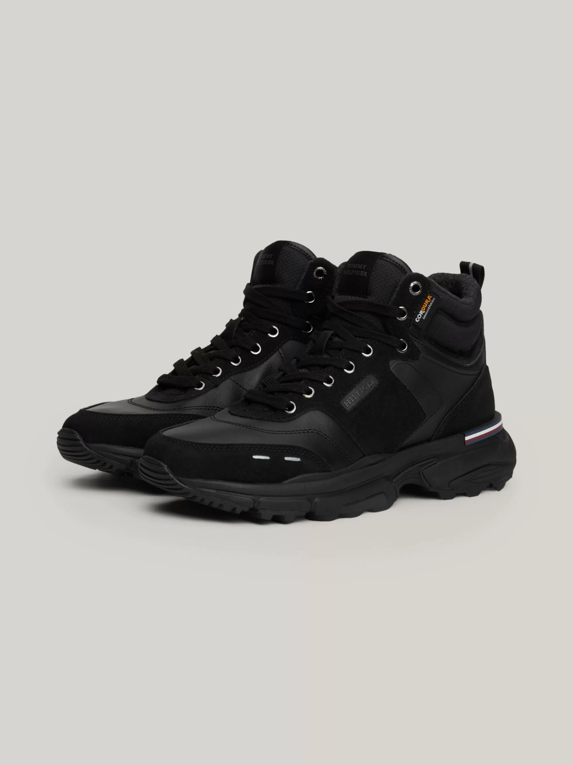 Sneakers*Tommy Hilfiger Suède Halfhoge Sneaker Met Profiel BLACK