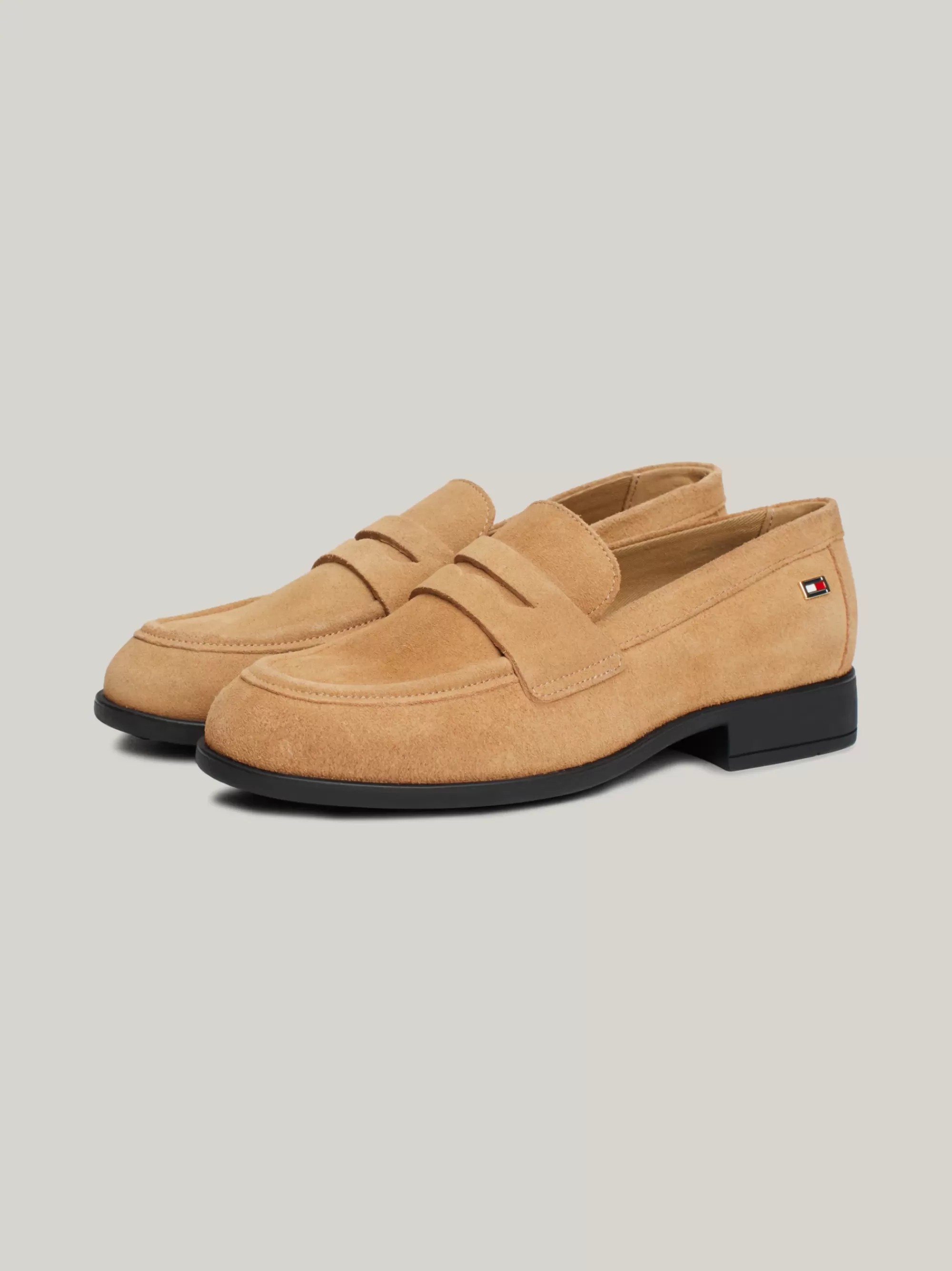 Mocassins & Instappers | Platte Schoenen*Tommy Hilfiger Suède Loafer Met Geëmailleerde Vlag CLASSIC KHAKI