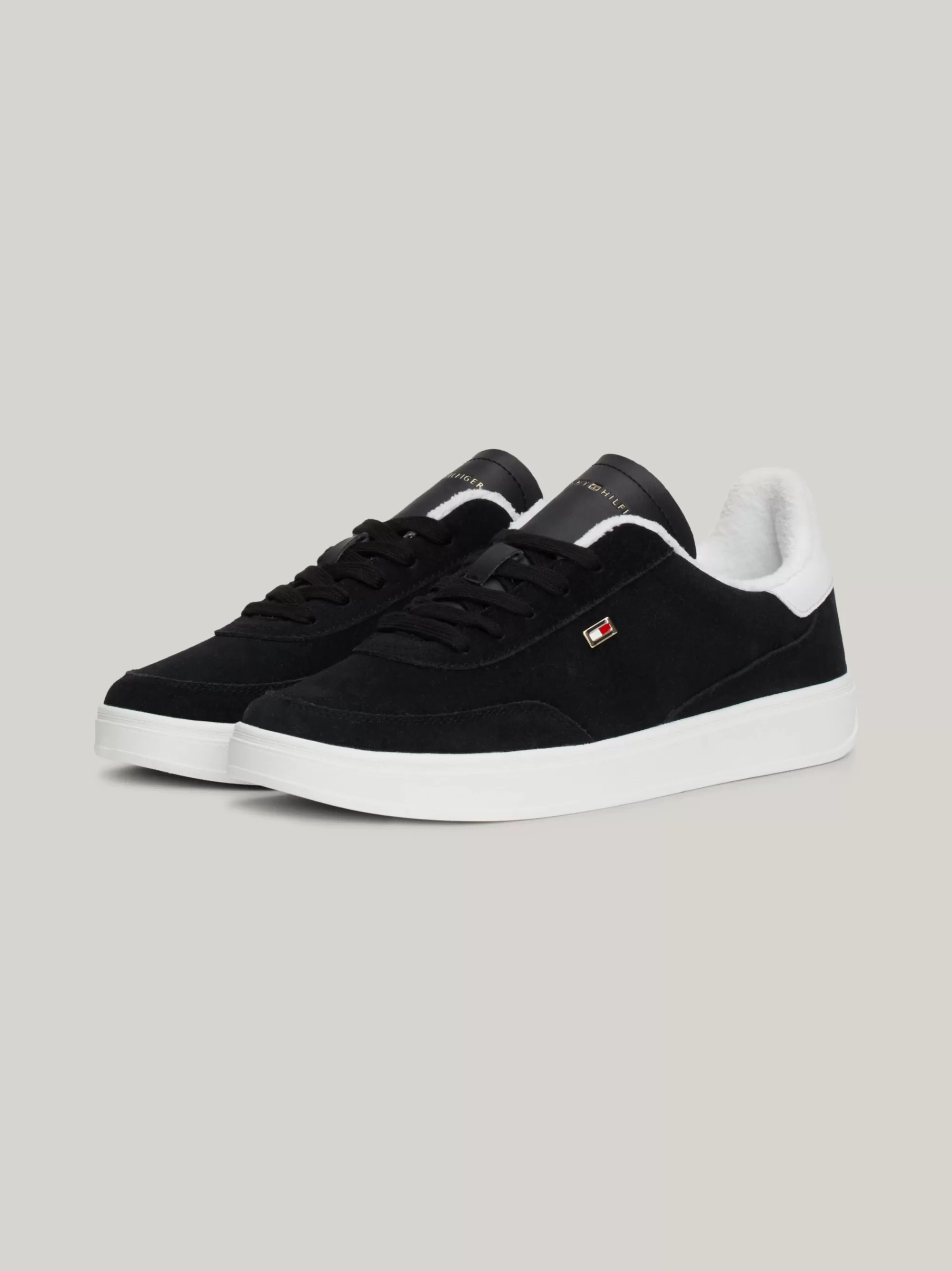 Sneakers*Tommy Hilfiger Suède Sneaker Met Geëmailleerde Vlag BLACK