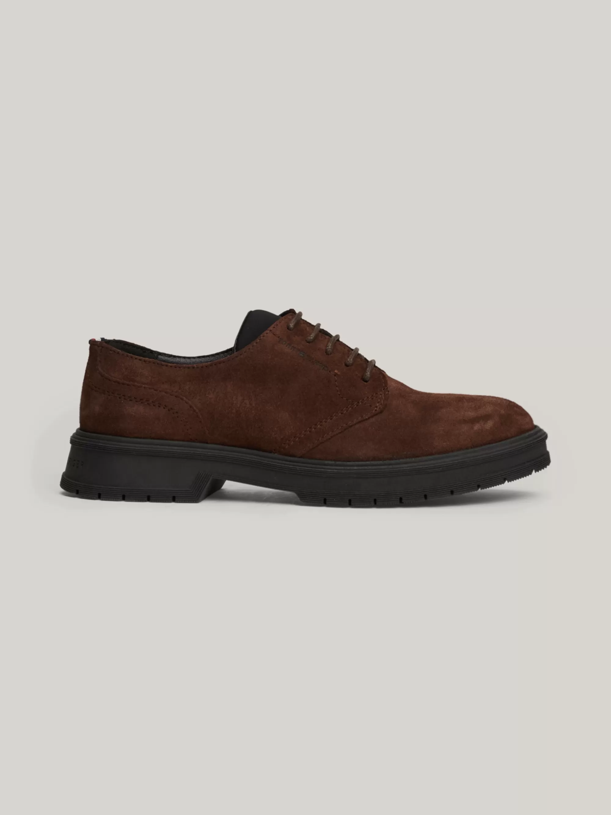 Formele Schoenen*Tommy Hilfiger Suède Veterschoen COCOA