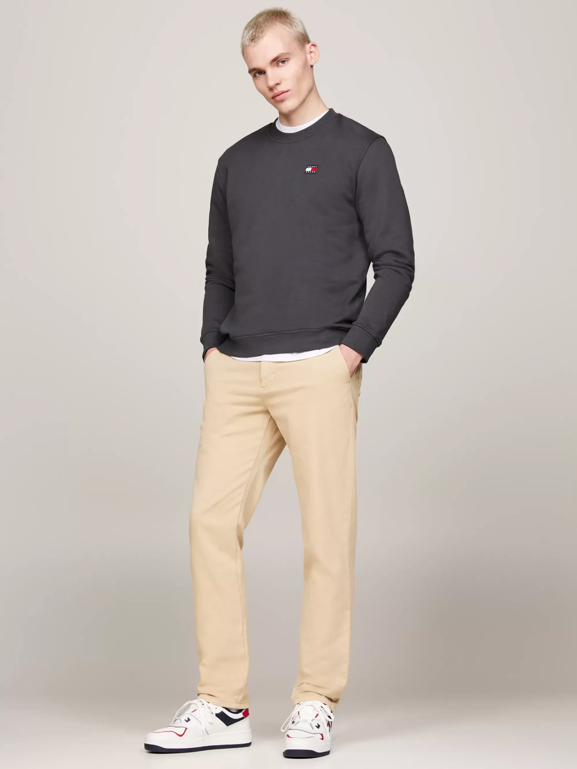 Sweatshirts & Hoodies*Tommy Hilfiger Sweatshirt Met Ronde Hals En Tommy-badge NEW CHARCOAL