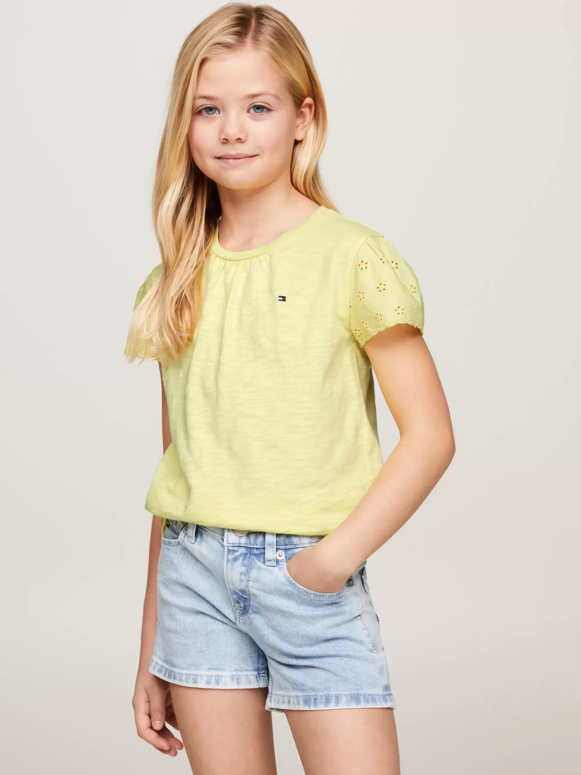 Tops & T-Shirts*Tommy Hilfiger TH Monogram T-shirt Met Broderie Anglaise YELLOW TULIP