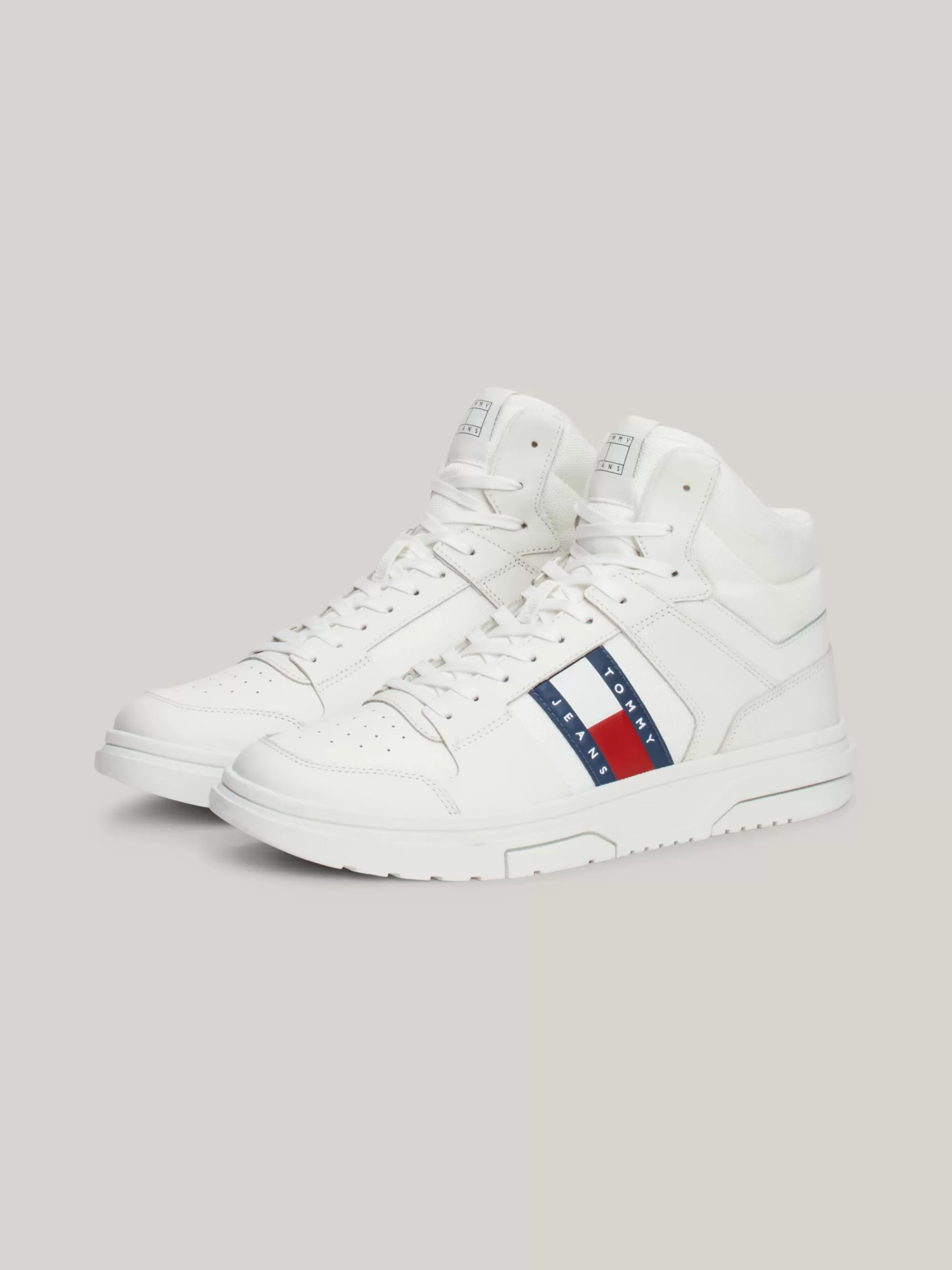 White Trainers | Sneakers*Tommy Hilfiger The Brooklyn Halfhoge Leren Sneaker ECRU