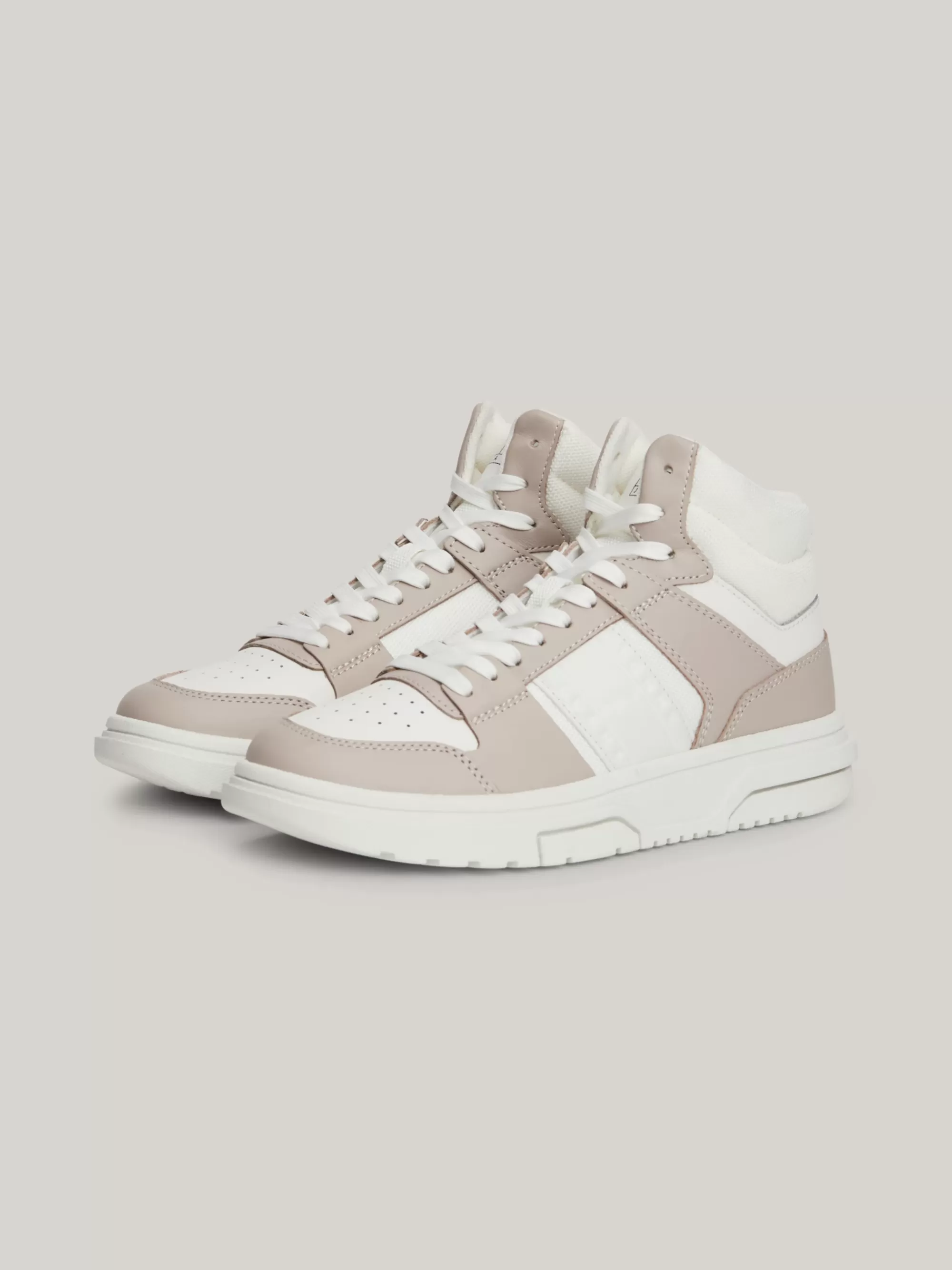 Sneakers*Tommy Hilfiger The Brooklyn Hoge Leren Sneaker DRIFTY DUNES