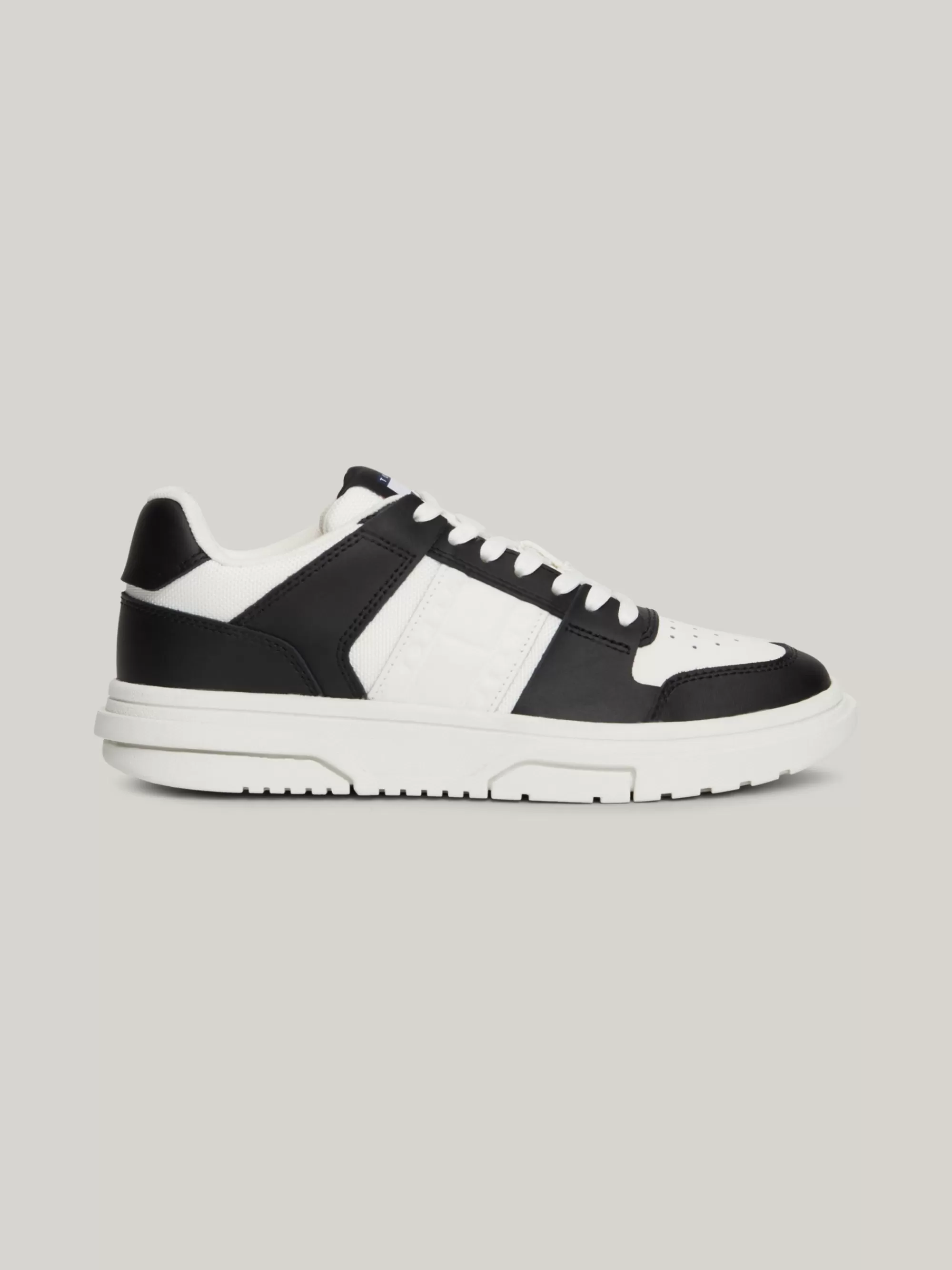 Sneakers*Tommy Hilfiger The Brooklyn Leren Sneaker Met Contrastpanelen BLACK
