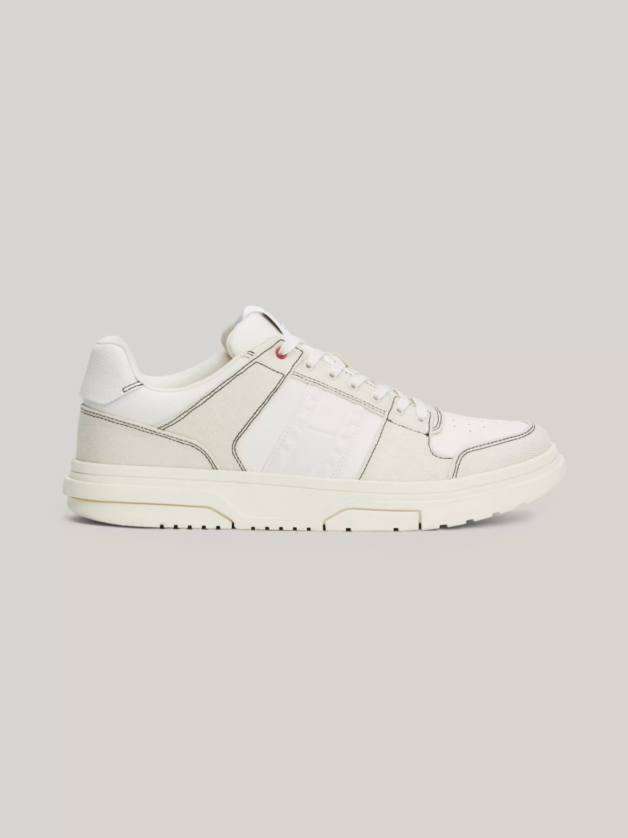 White Trainers | Sneakers*Tommy Hilfiger The Brooklyn Mixed Denim Basketbalsneaker IVORY