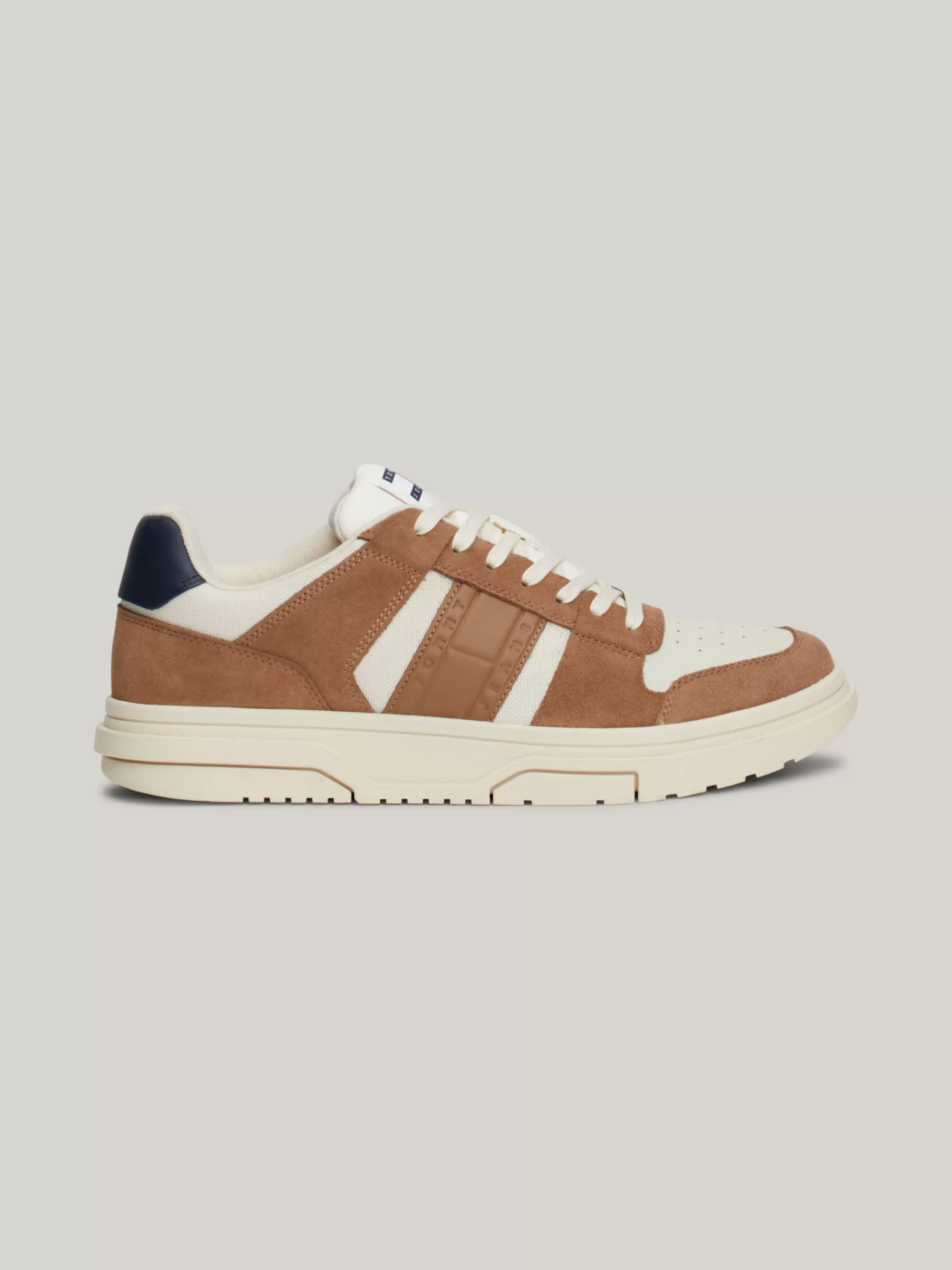 Sneakers*Tommy Hilfiger The Brooklyn Suède Sneaker Met Gemengde Texturen LIGHT SEPIA BROWN