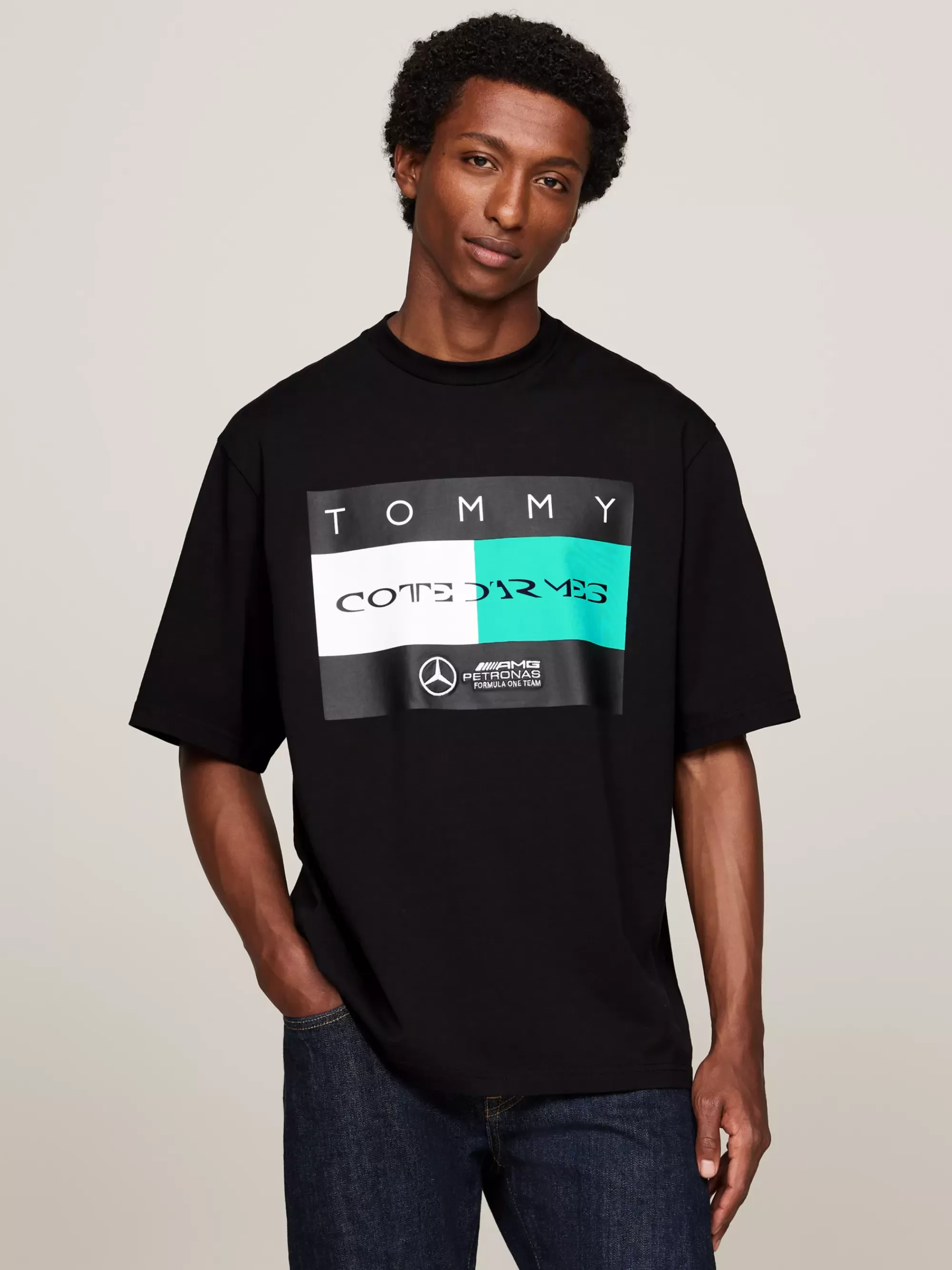 T-Shirts*Tommy Hilfiger Tommy X Mercedes F1 X CR T-shirt Met Vlaglogo BLACK
