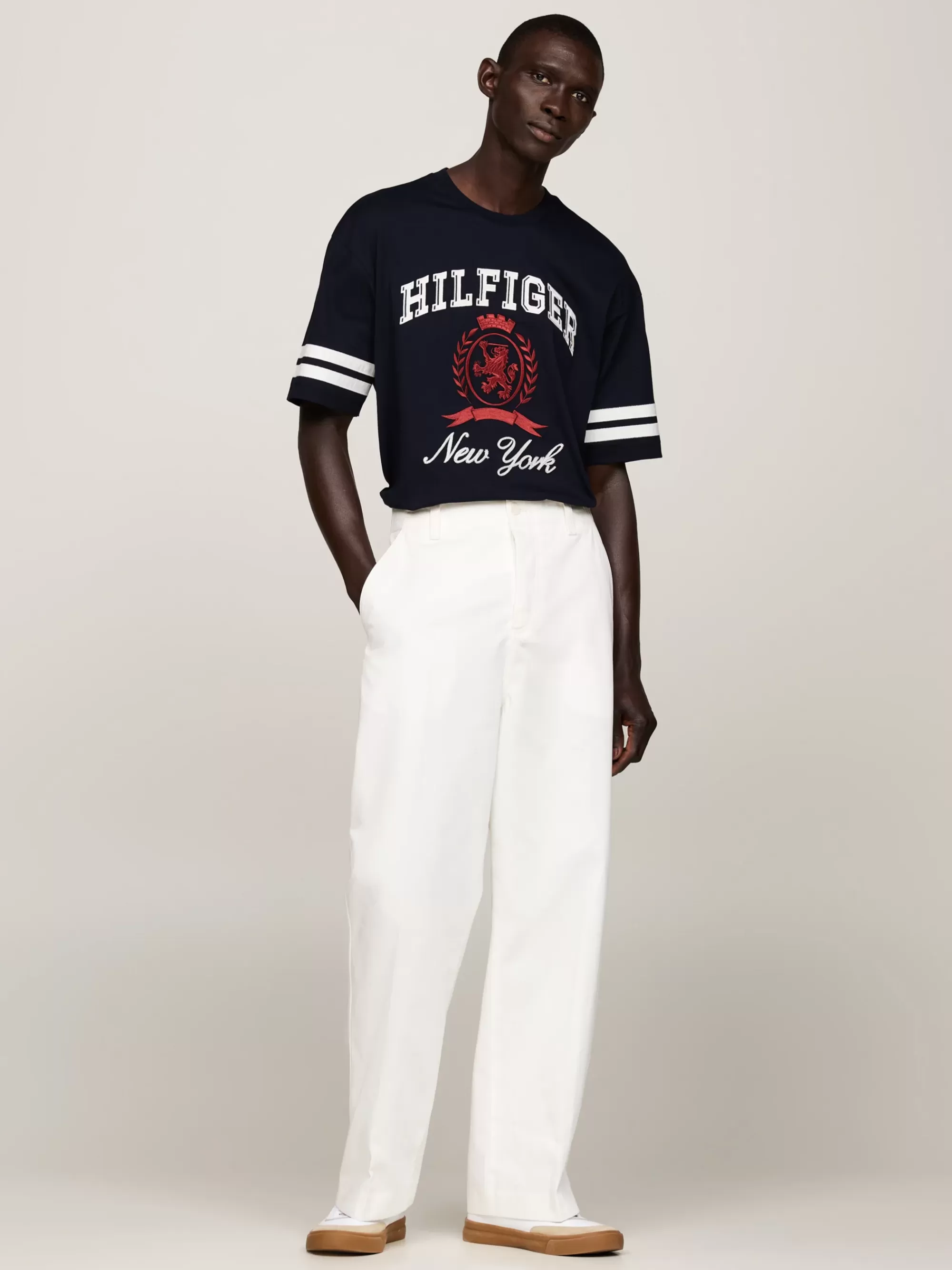 T-Shirts*Tommy Hilfiger T-shirt Met Embleem En Oversized Logo DESERT SKY
