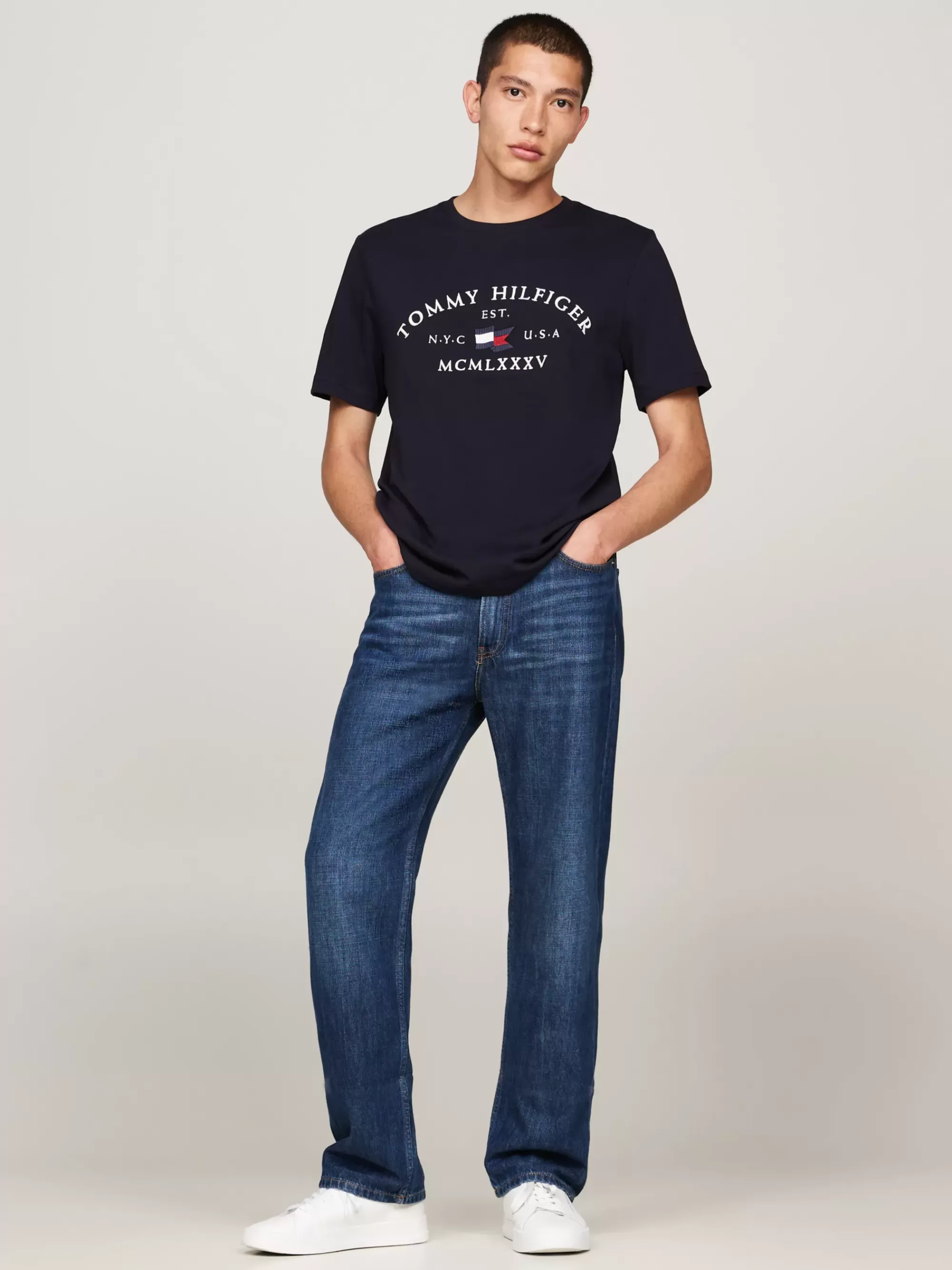 T-Shirts*Tommy Hilfiger T-shirt Met Geborduurd Logo DESERT SKY