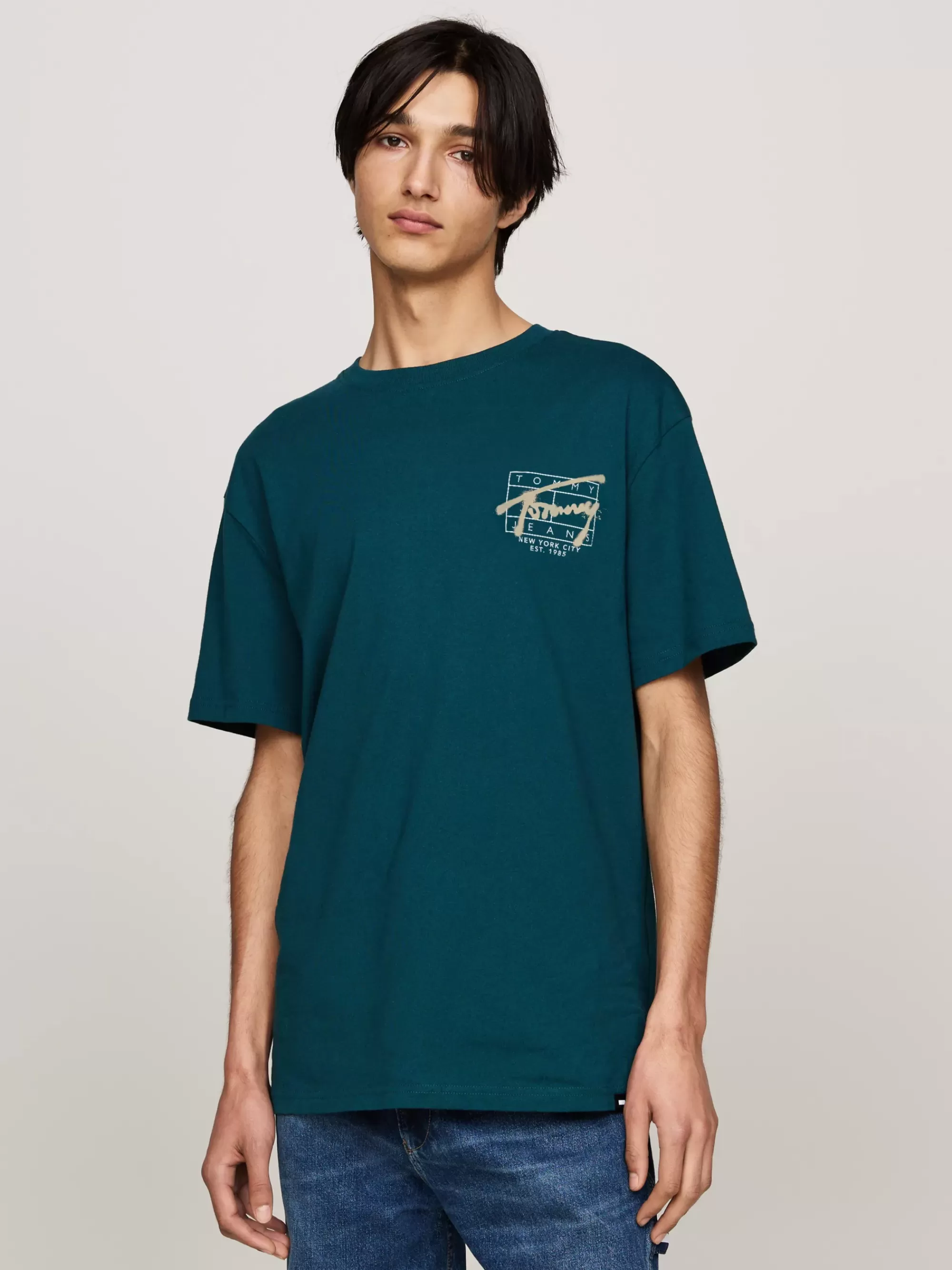 T-Shirts*Tommy Hilfiger T-shirt Met Graffiti-logo Op De Rug DEEP SEAWATER
