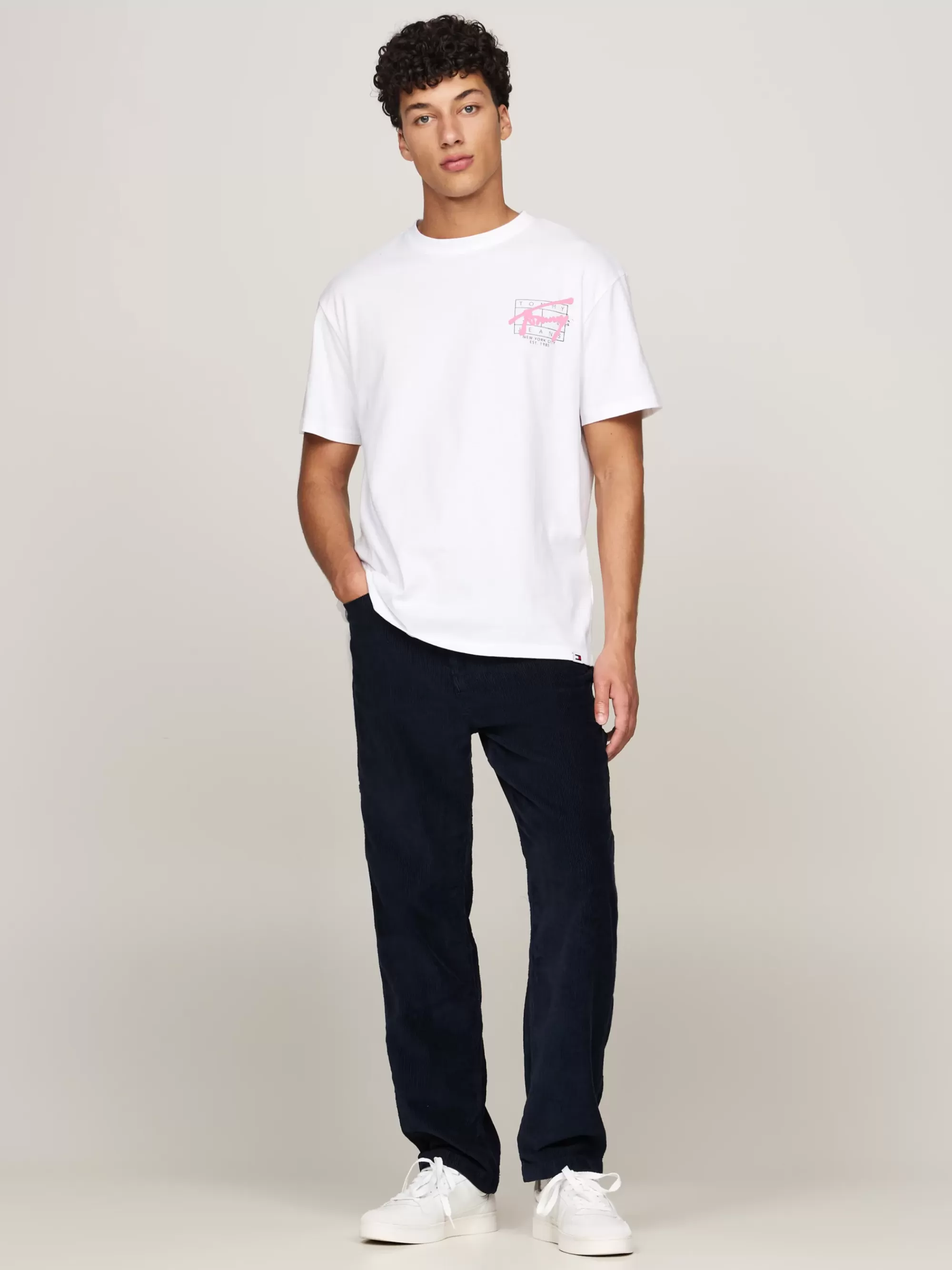 T-Shirts*Tommy Hilfiger T-shirt Met Graffiti-logo Op De Rug WHITE