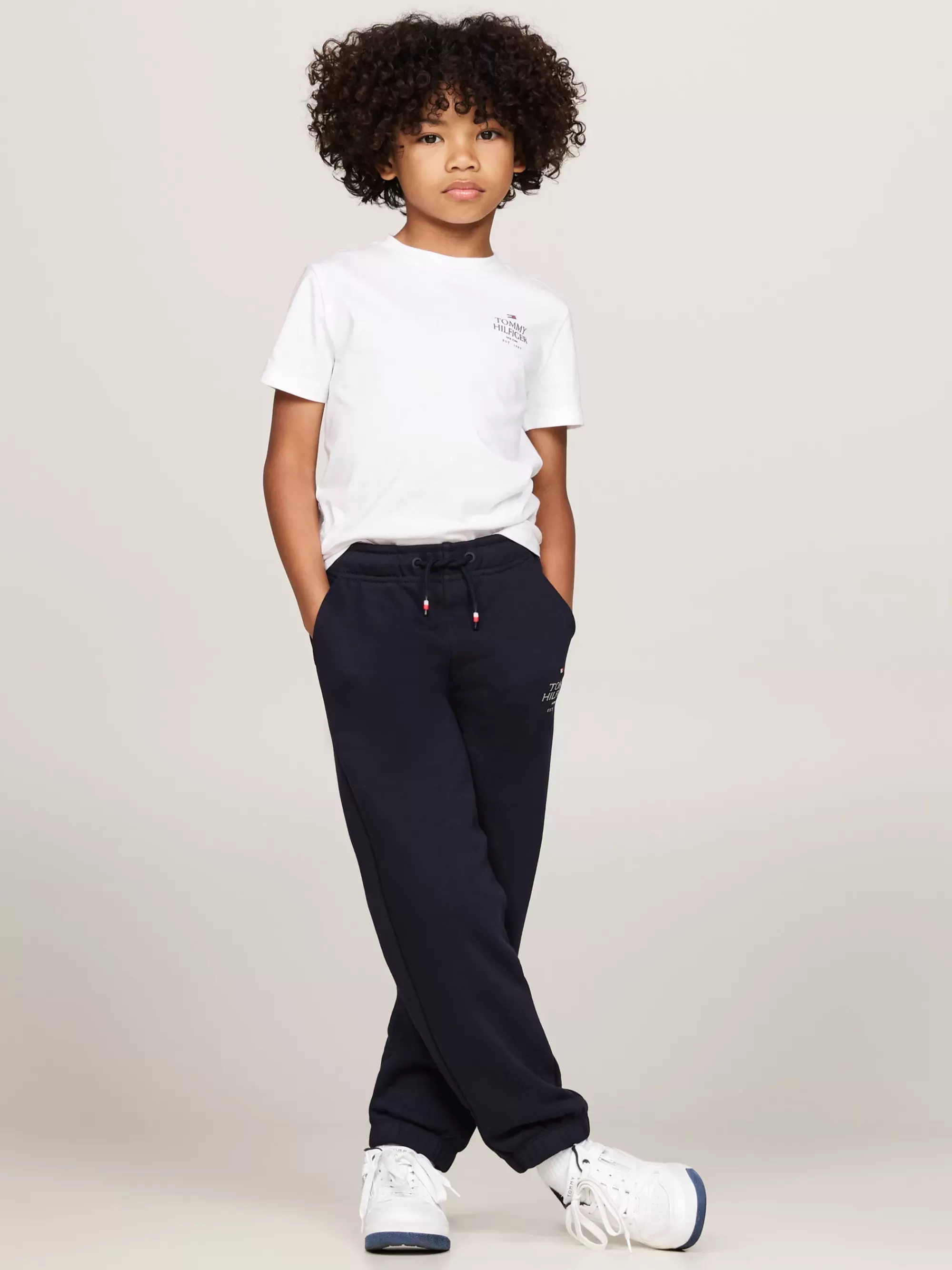 T-Shirts & Polo's*Tommy Hilfiger T-shirt Met Ronde Hals En Hilfiger-logo WHITE
