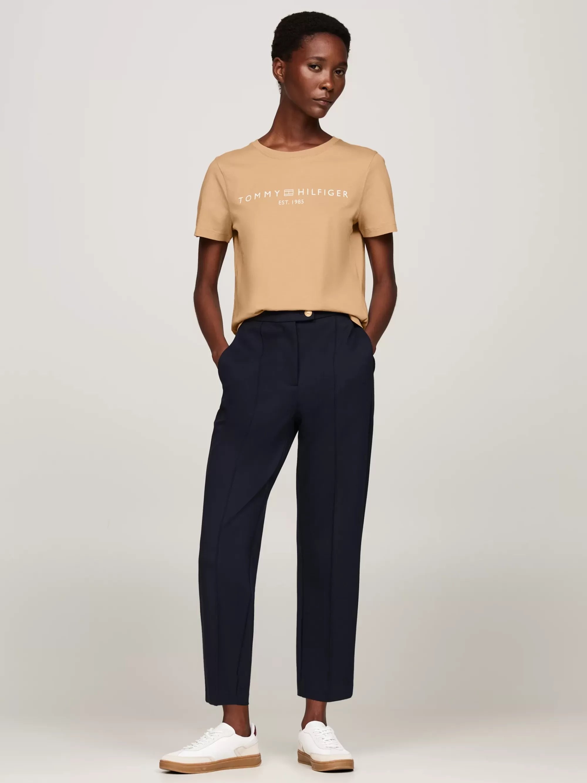 T-Shirts*Tommy Hilfiger T-shirt Met Ronde Hals En Logo CLASSIC KHAKI