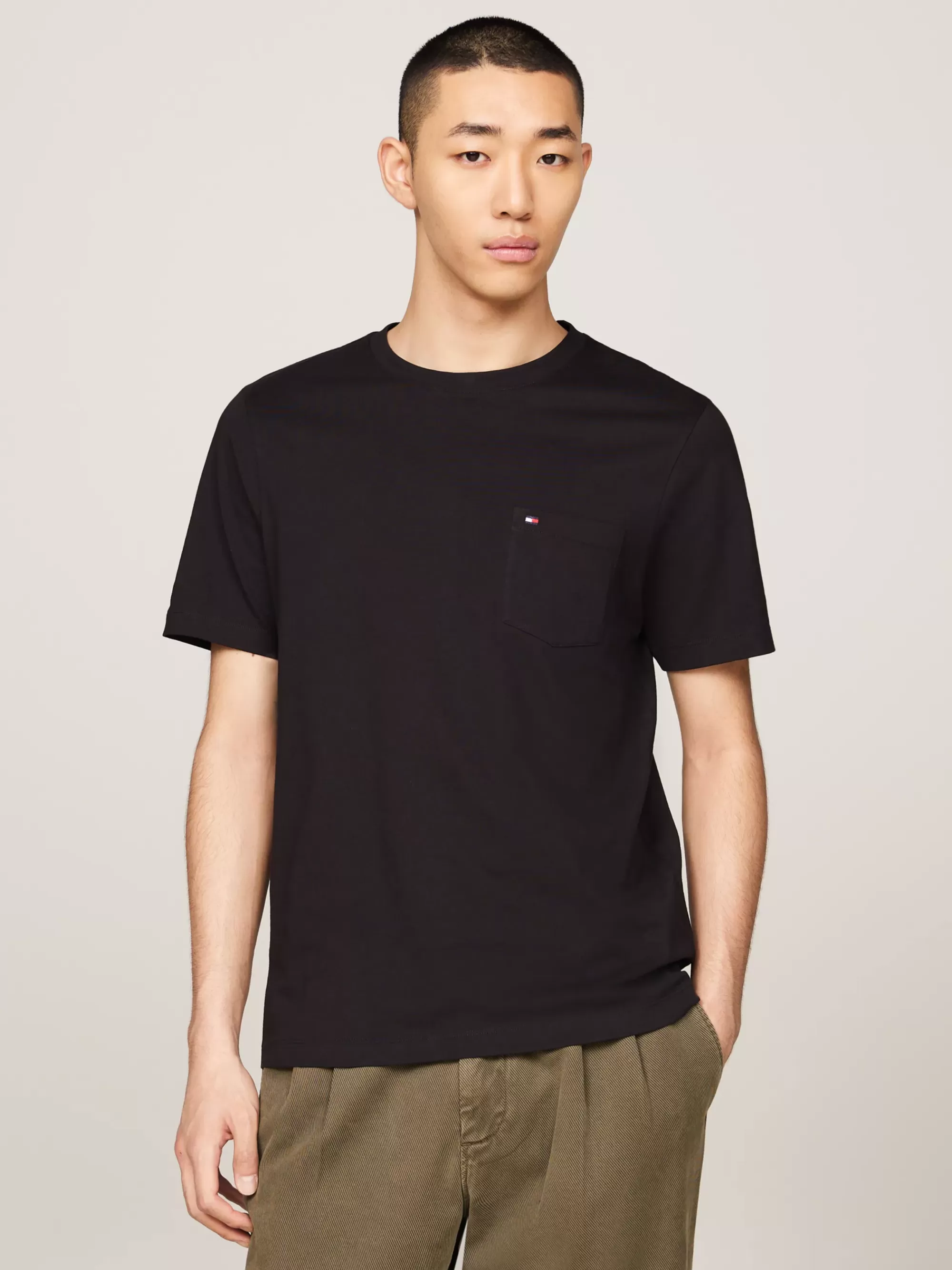 T-Shirts*Tommy Hilfiger T-shirt Met Ronde Hals En Opgestikte Zak BLACK
