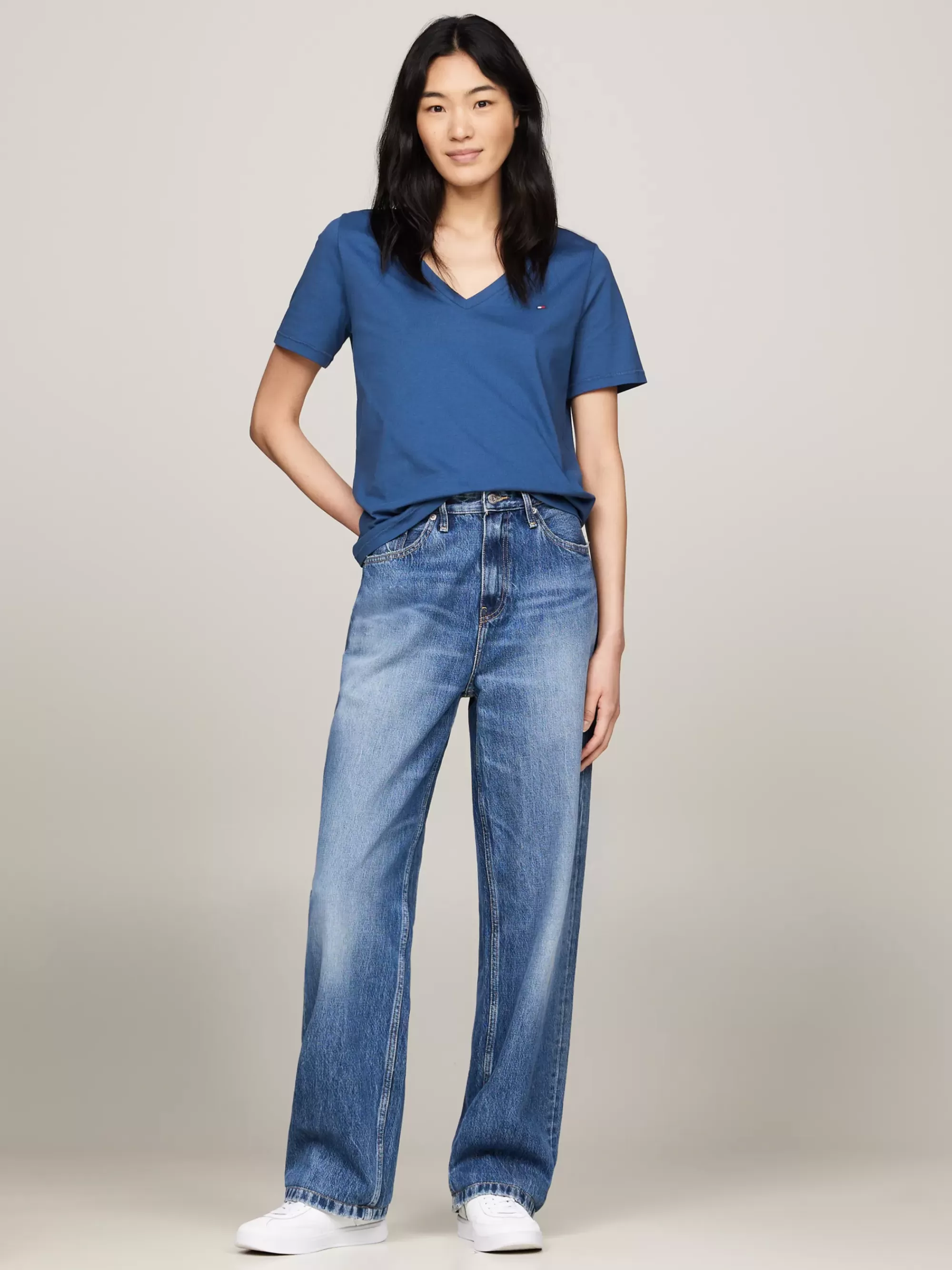 T-Shirts*Tommy Hilfiger T-shirt Met V-hals En Geborduurde Vlag FOSSIL BLUE