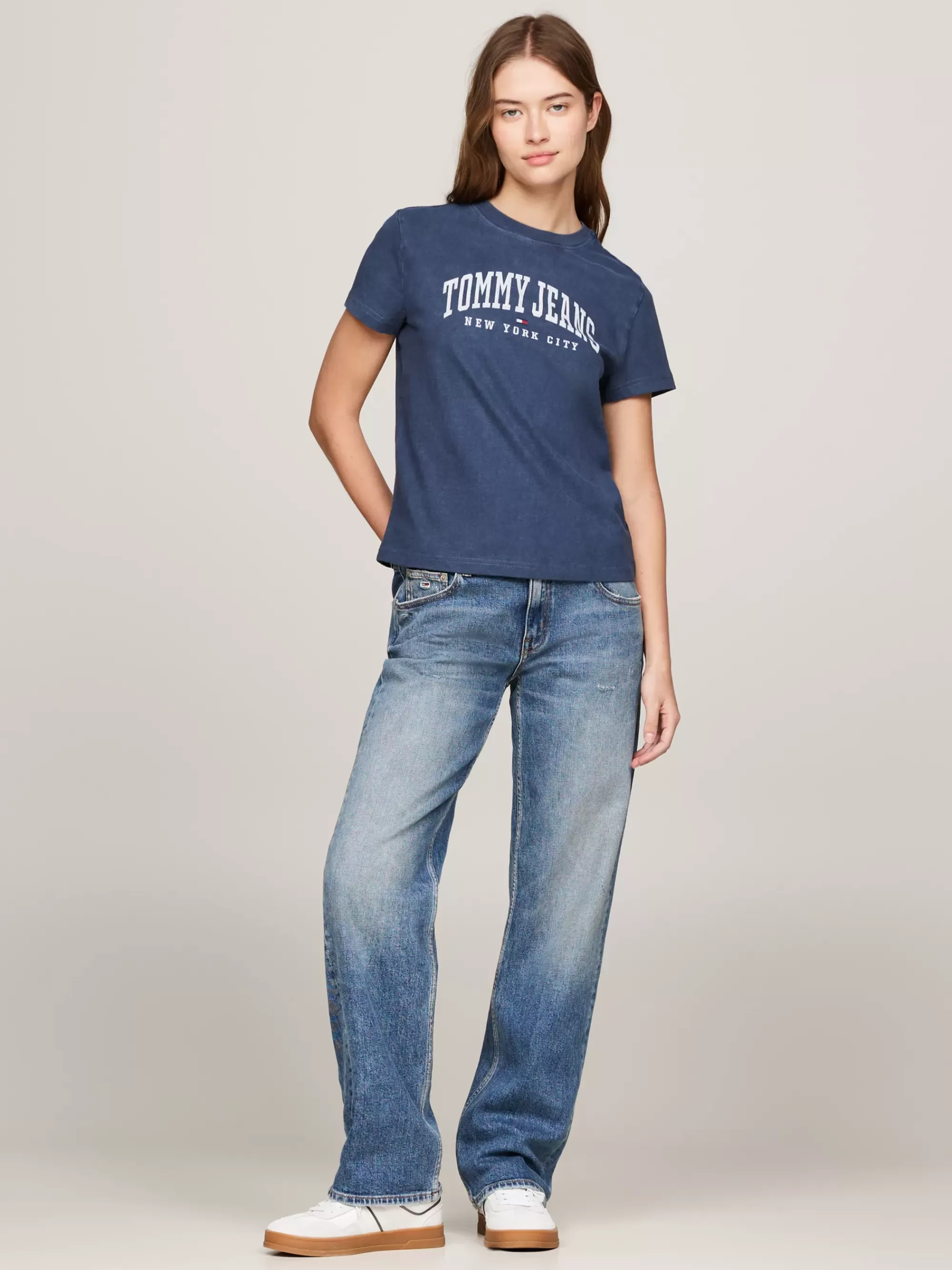 T-Shirts*Tommy Hilfiger Varsity T-shirt Met Logo En Ronde Hals DARK NIGHT NAVY
