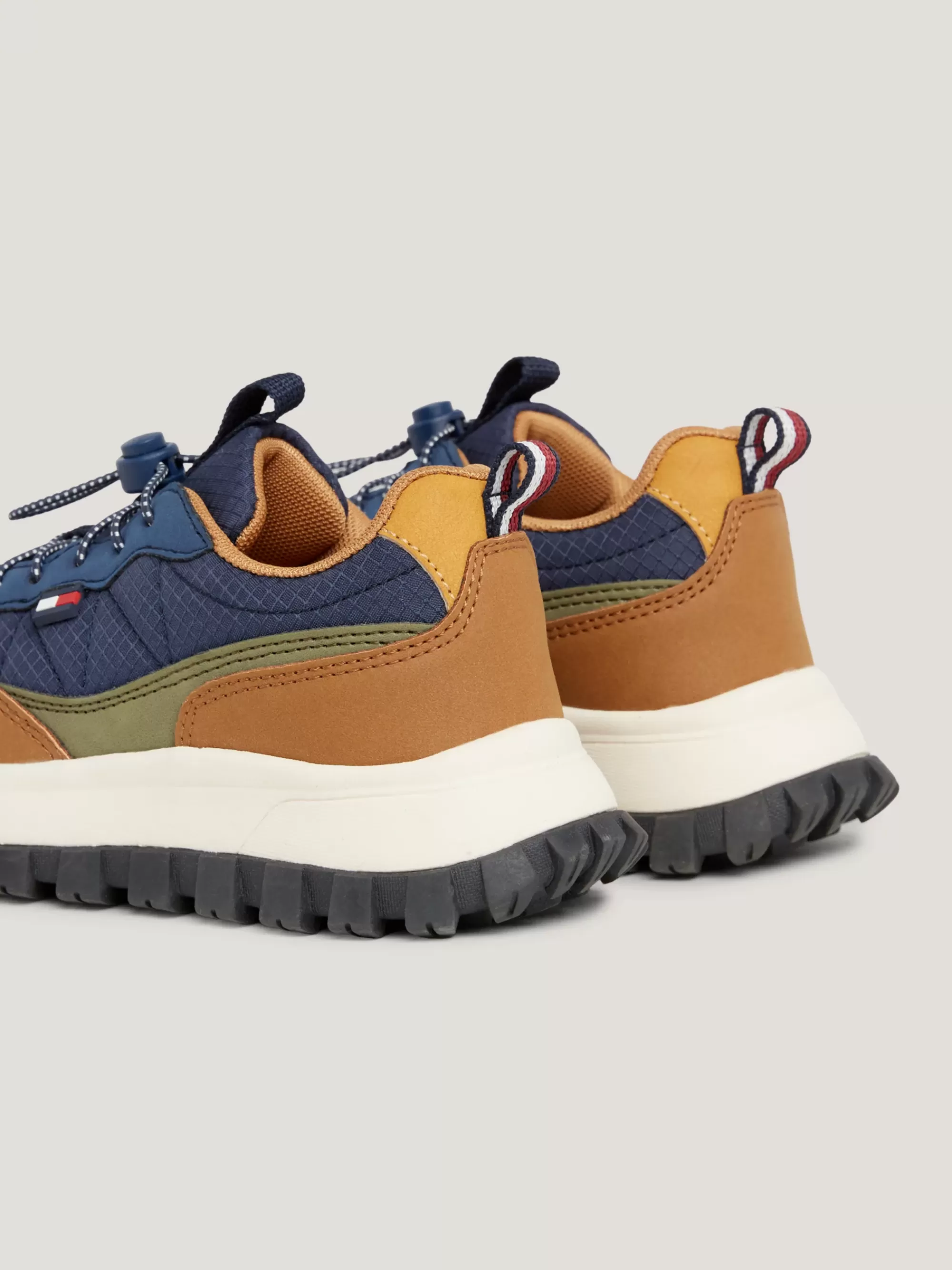Schoenen & Accessoires*Tommy Hilfiger Vetersneaker Met Chunky Profielzool BLUE/COGNAC