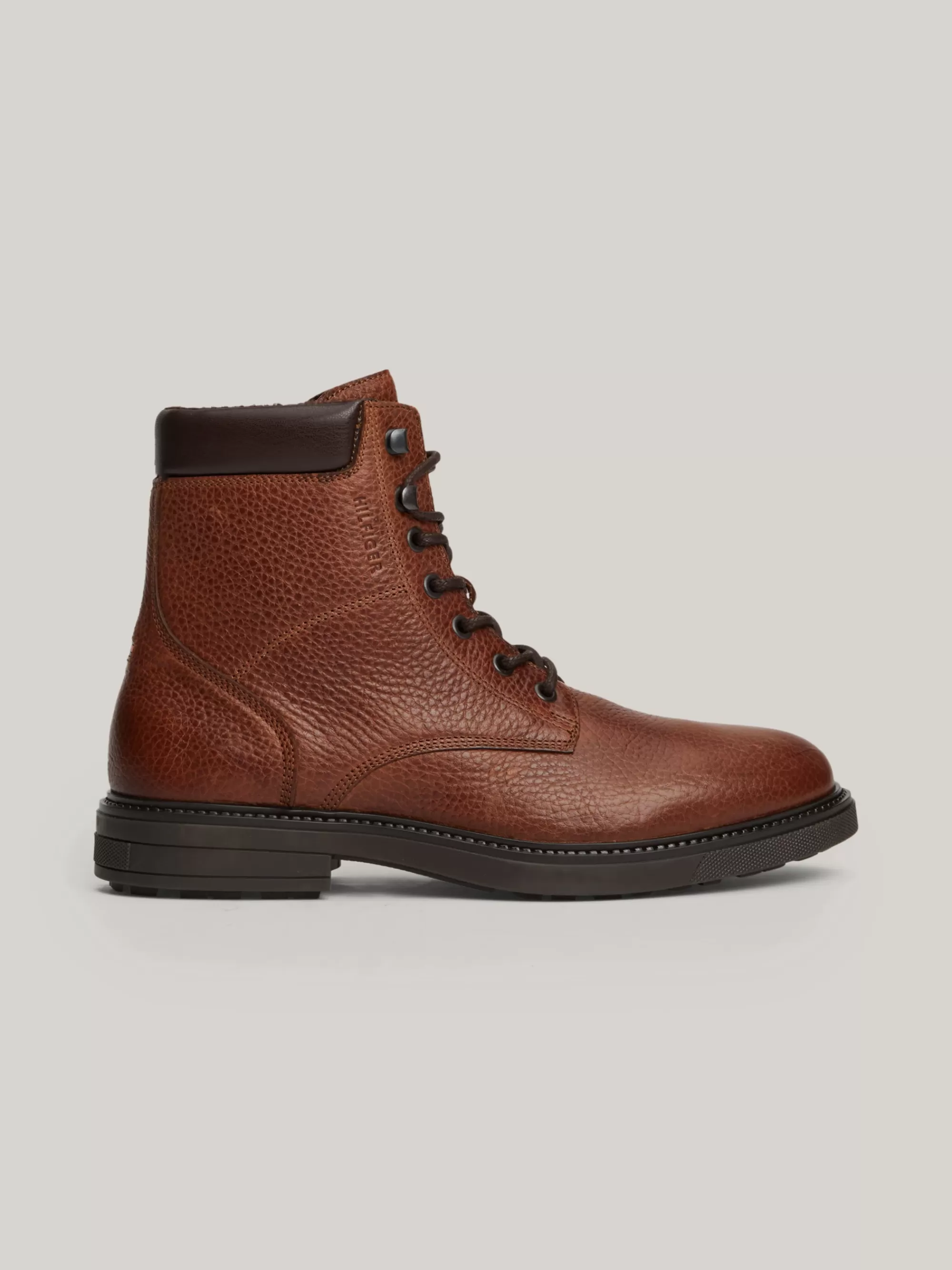 Veterboots | Laarzen*Tommy Hilfiger Warme Halfhoge Boot Van Gegranuleerd Leer WINTER COGNAC