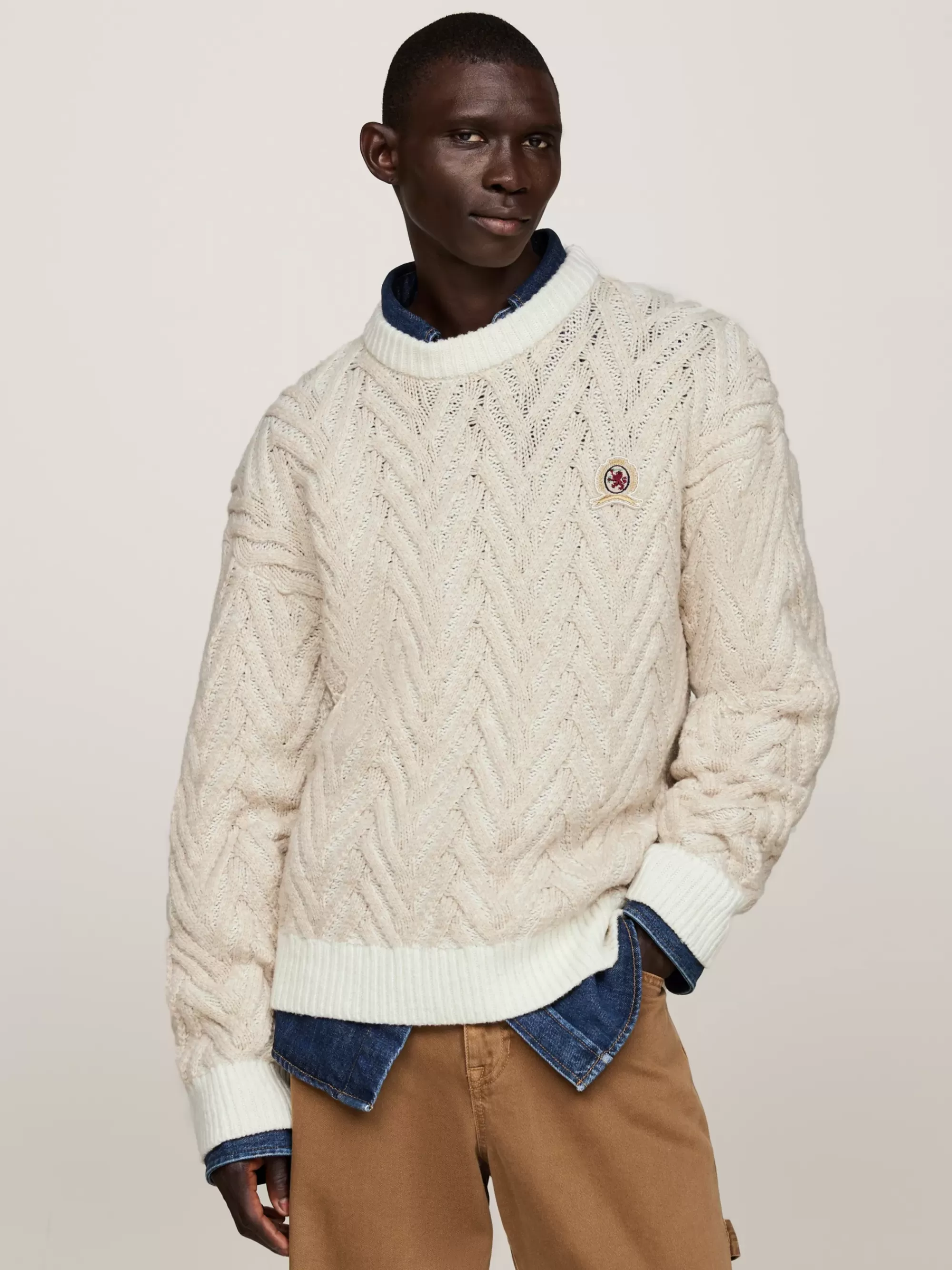 Truien Met Ronde Hals | Truien*Tommy Hilfiger Wolmix Relaxed Trui Met Visgraat En Embleem TAUPE MIX